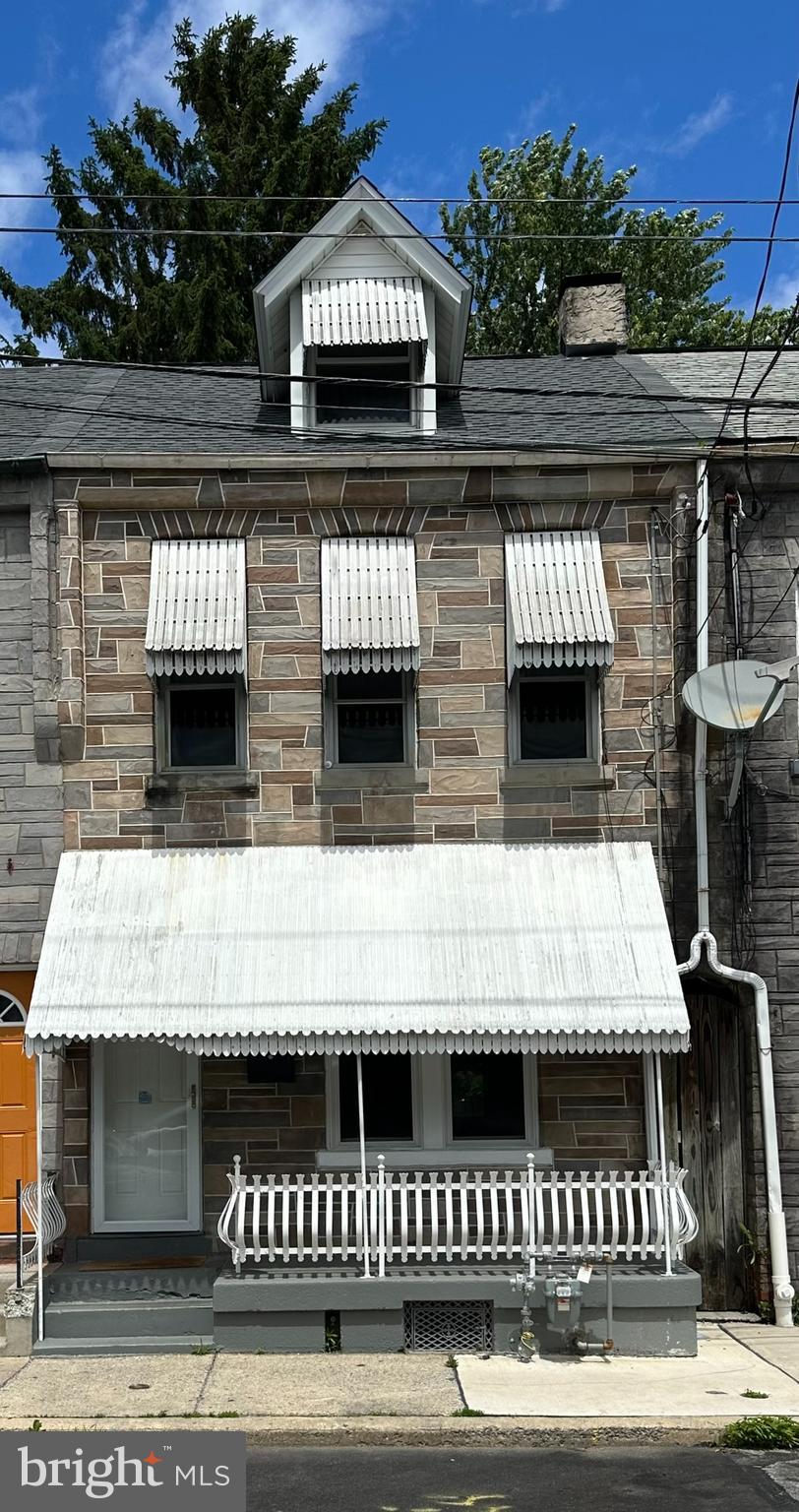 33 NEW DORWART STREET
