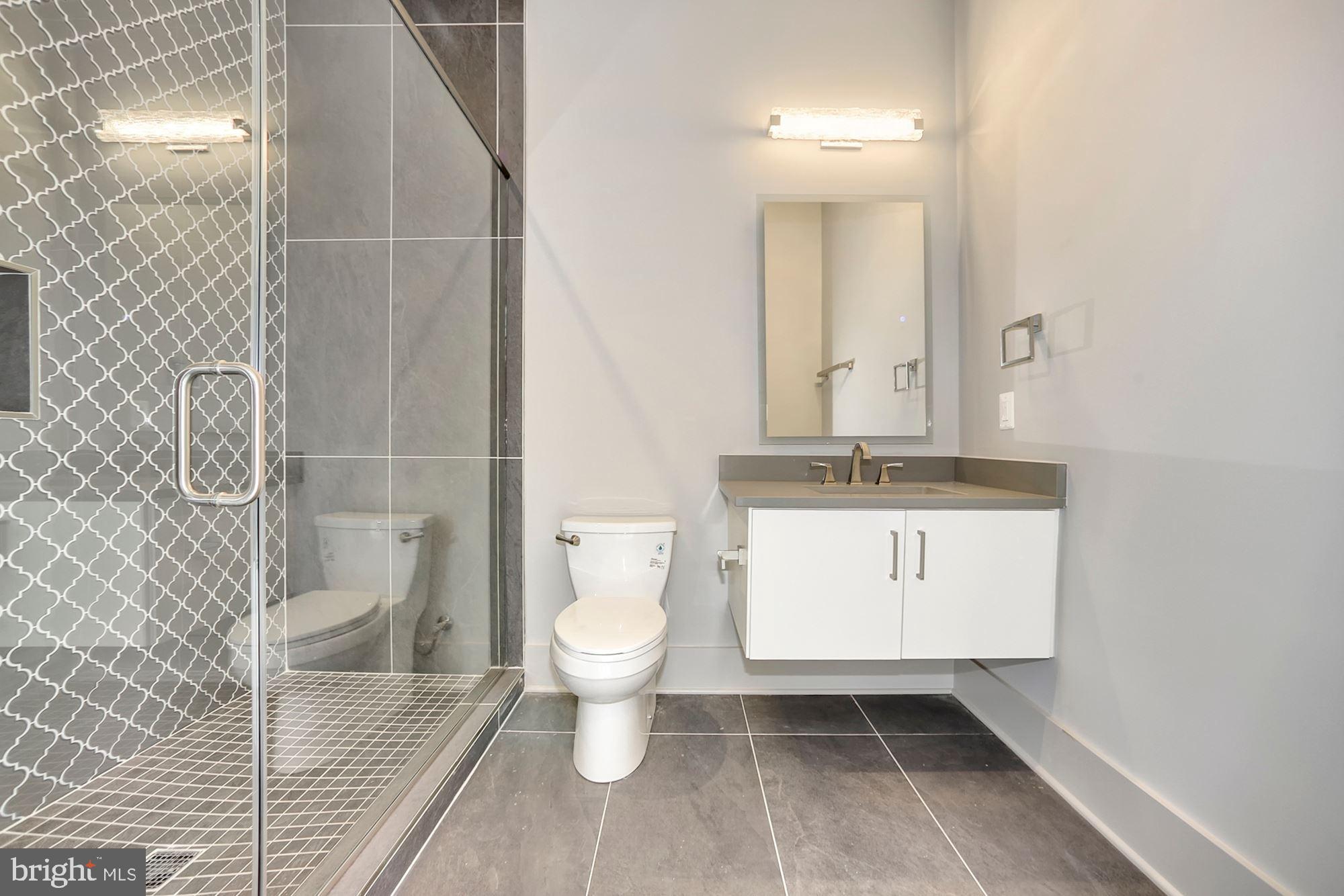 WILLIAMSBURG VILLAGE - Residential