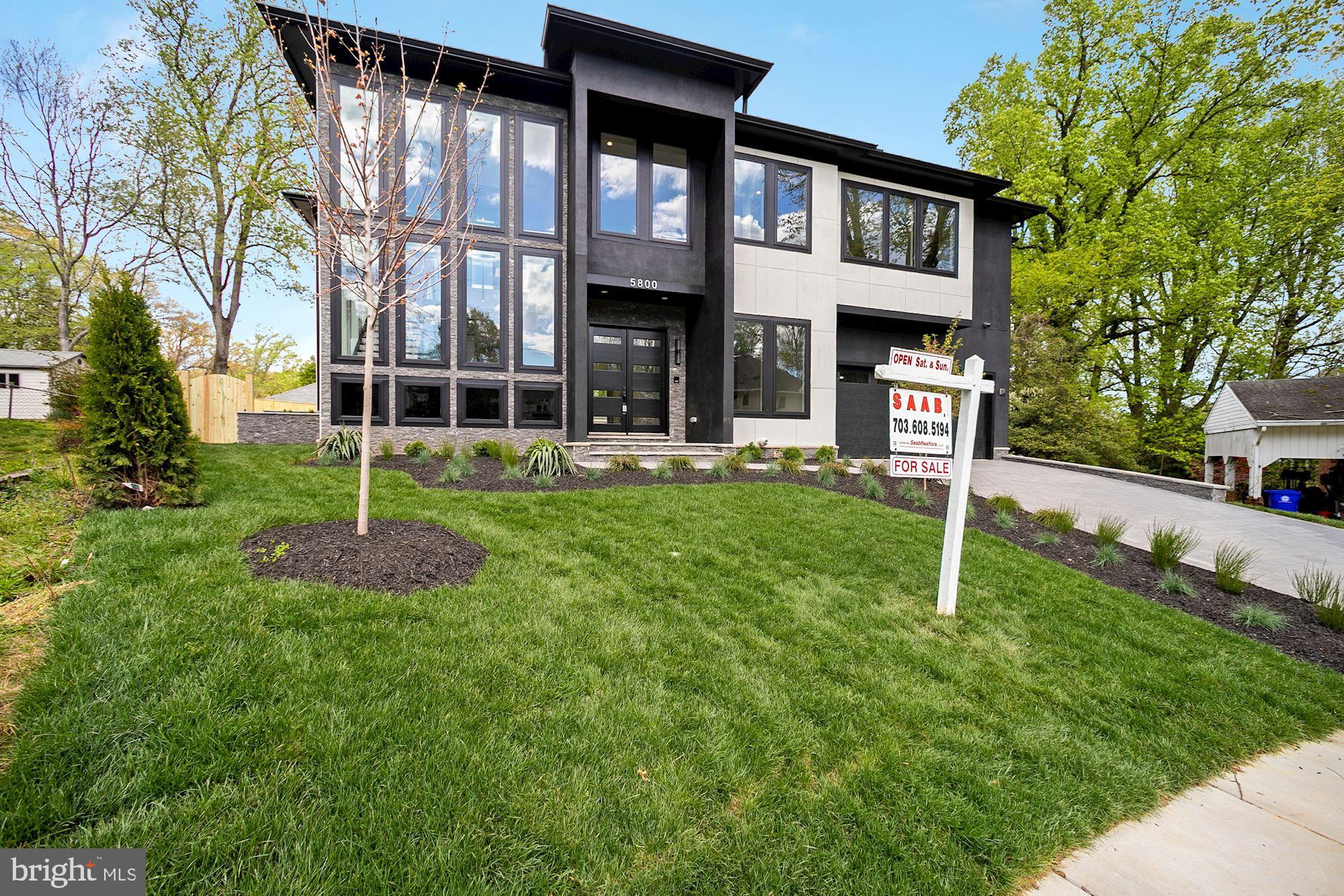 WILLIAMSBURG VILLAGE - Residential