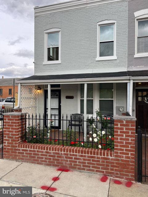 633 18TH STREET NE WASHINGTON DC 20002