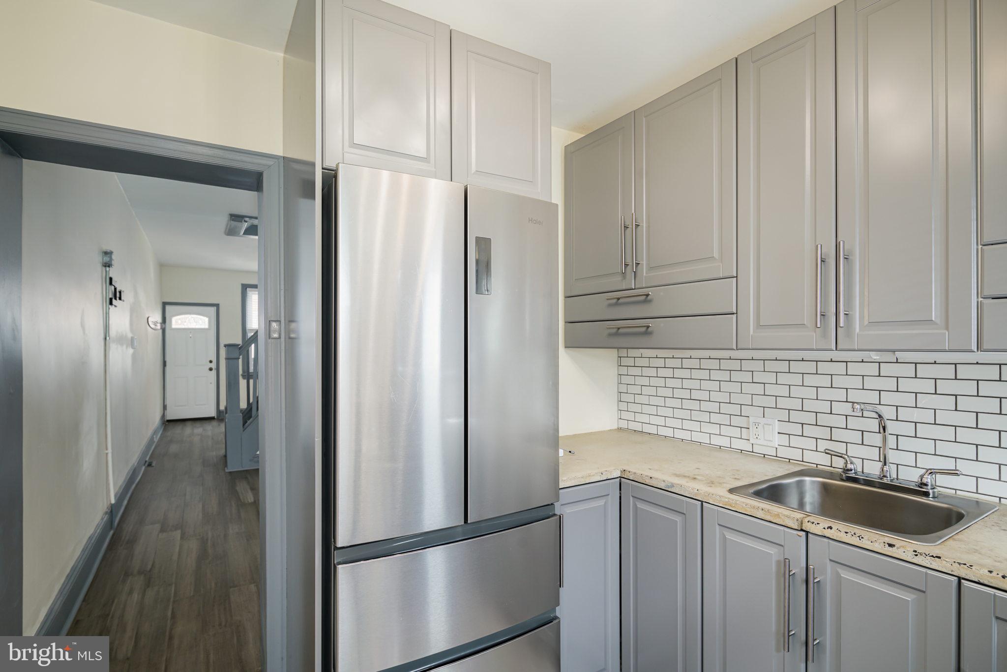 PORT RICHMOND - Residential