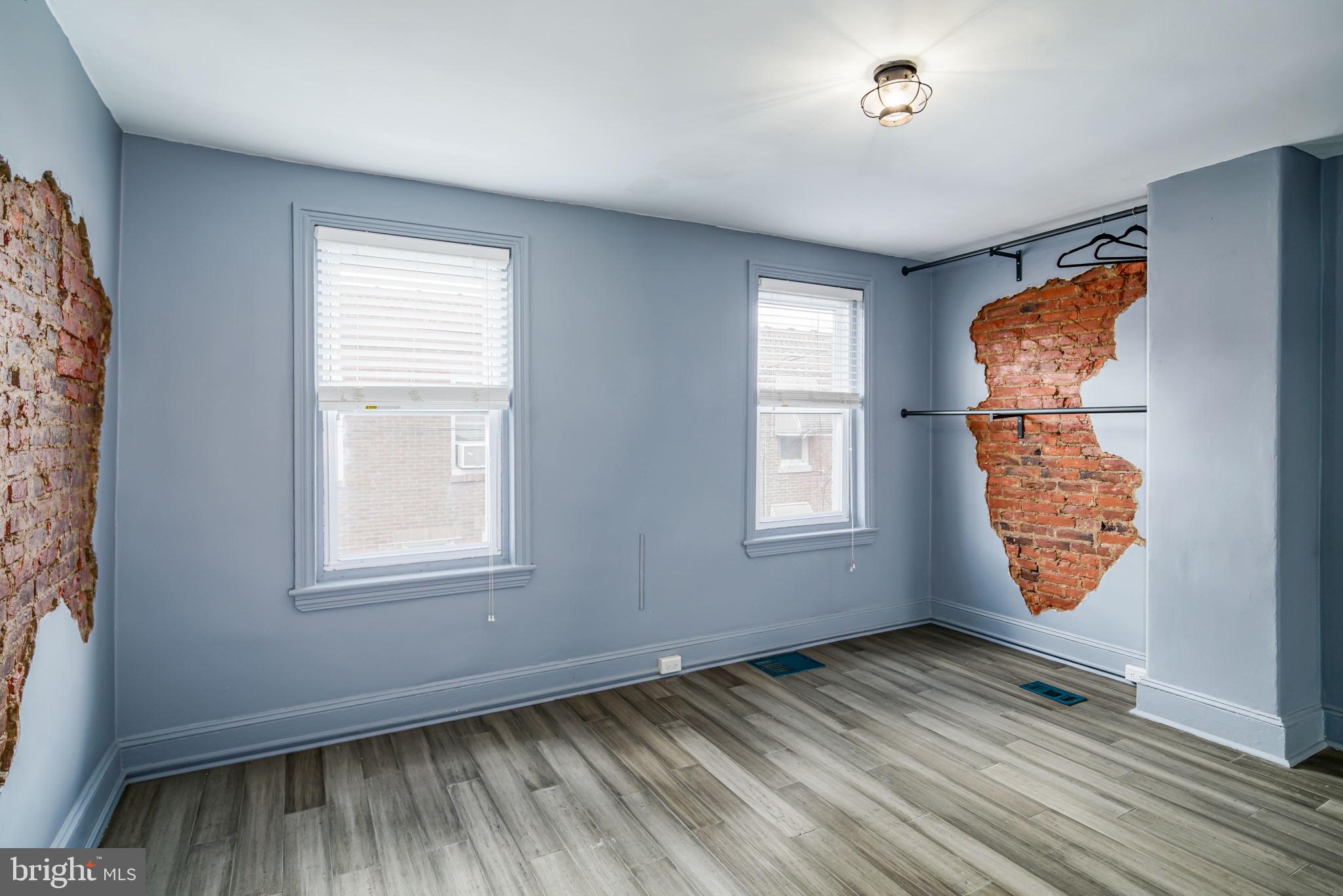 PORT RICHMOND - Residential