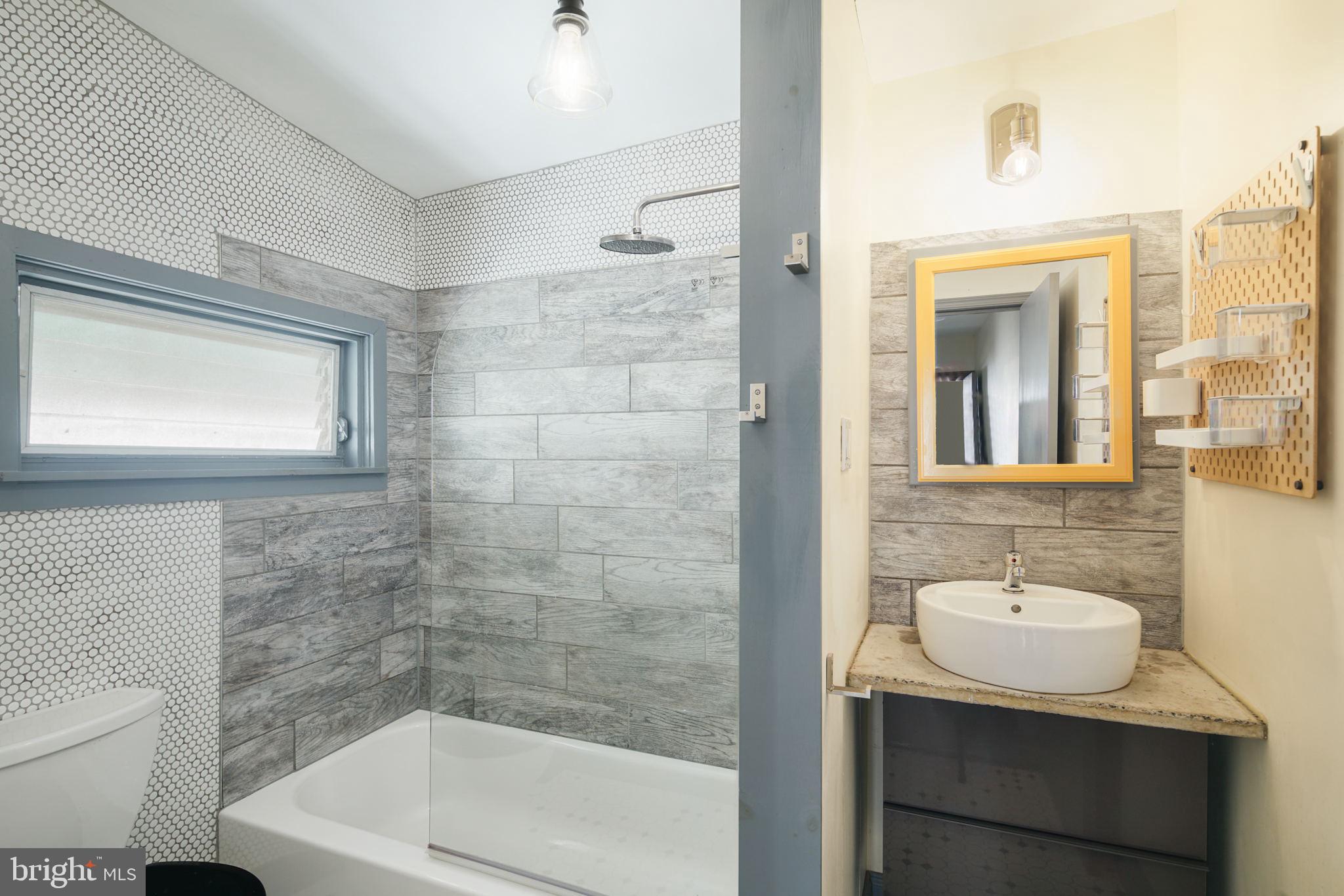 PORT RICHMOND - Residential