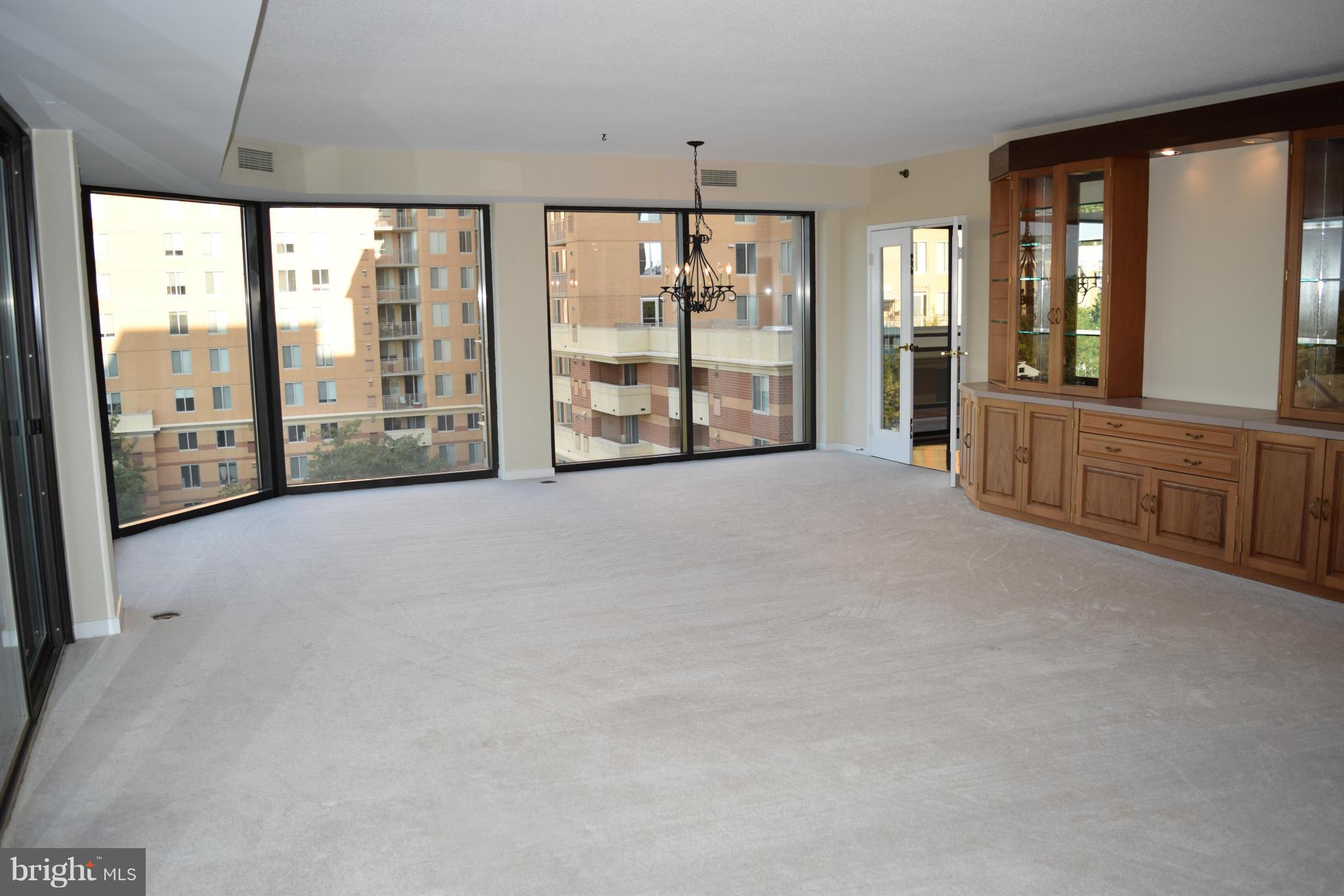 ATRIUM CONDO - Residential