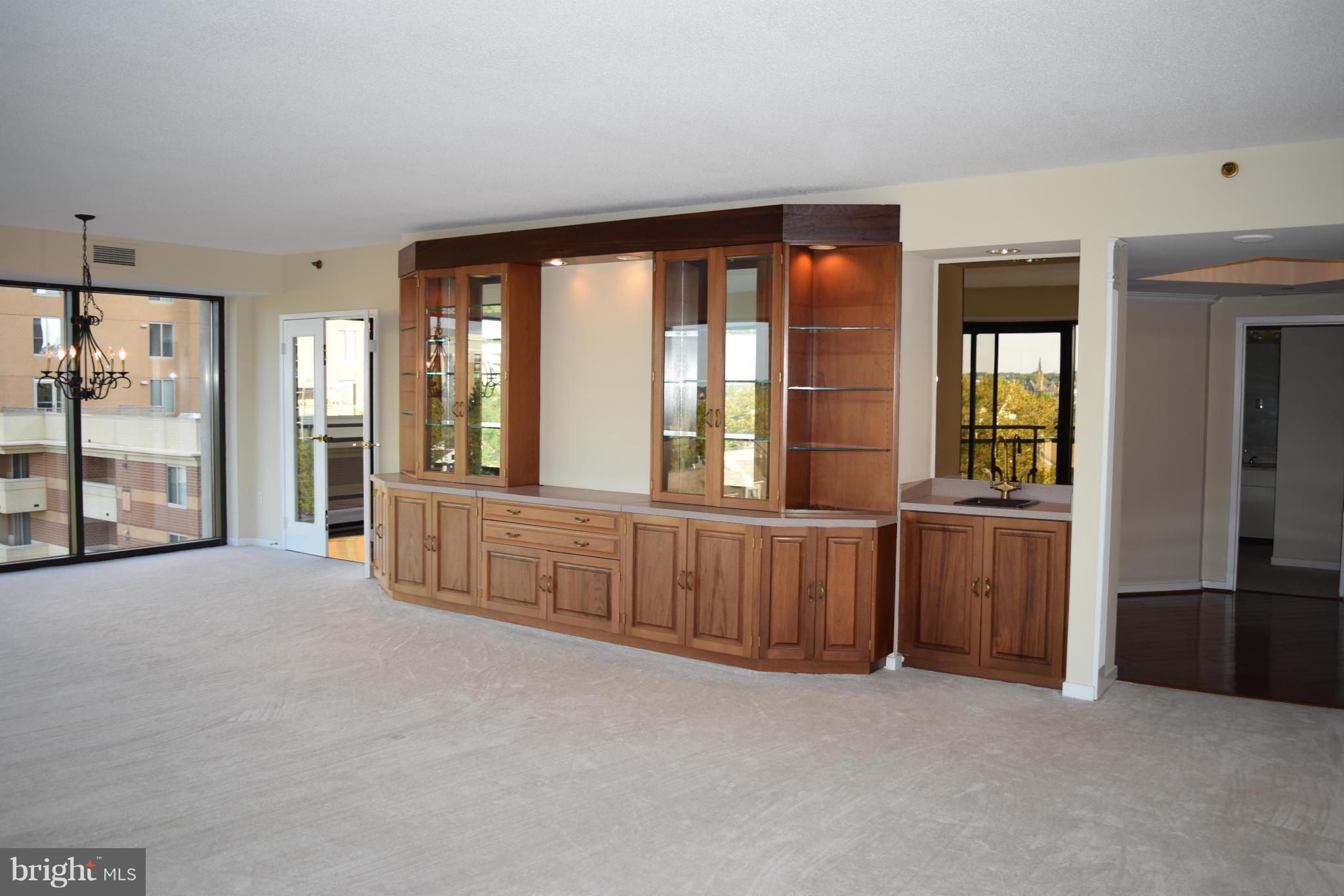 ATRIUM CONDO - Residential