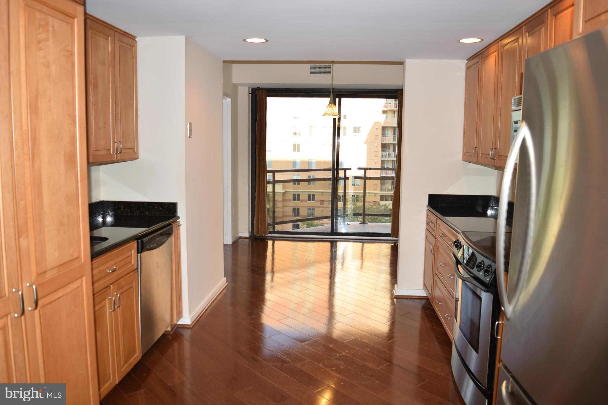 ATRIUM CONDO - Residential