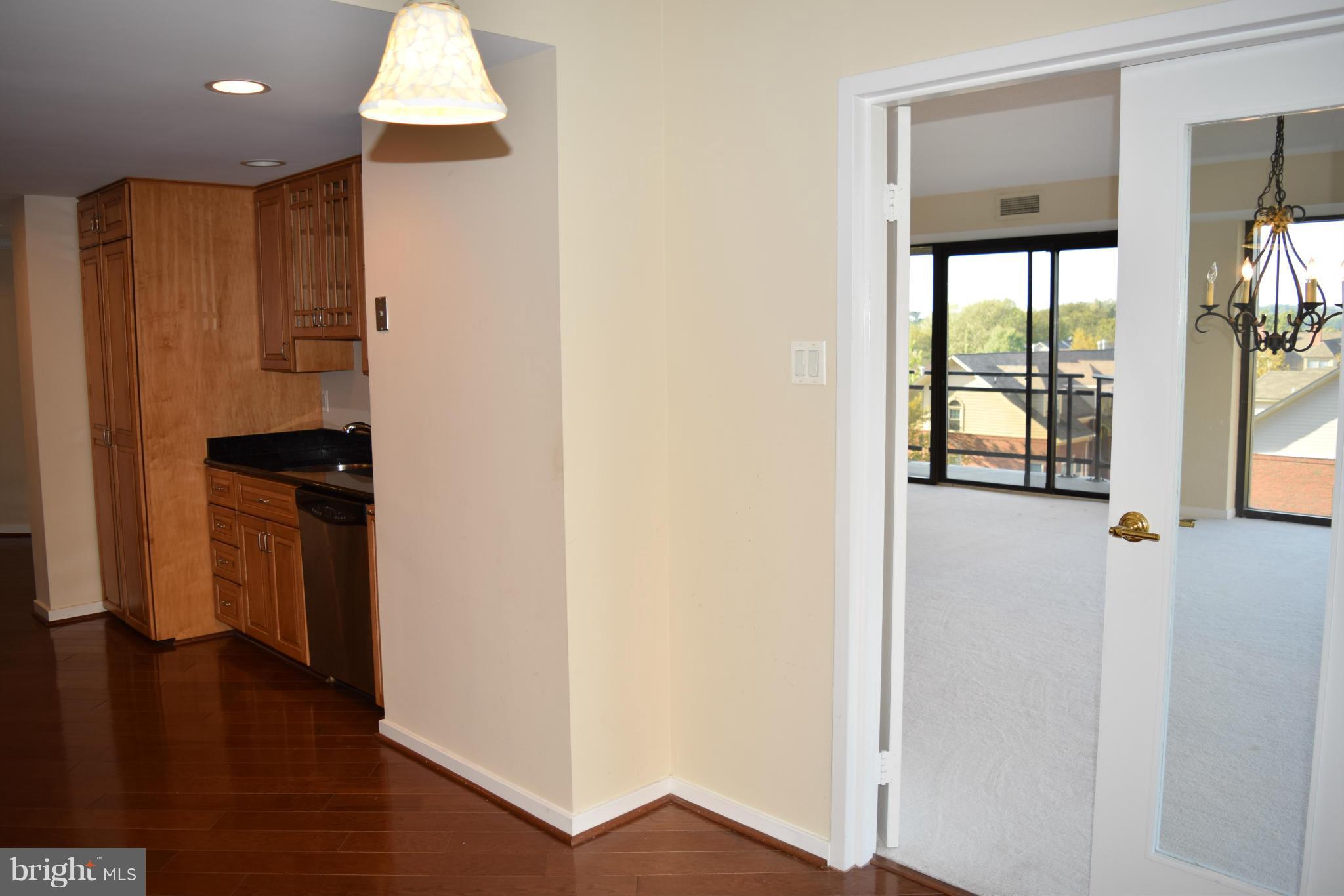 ATRIUM CONDO - Residential