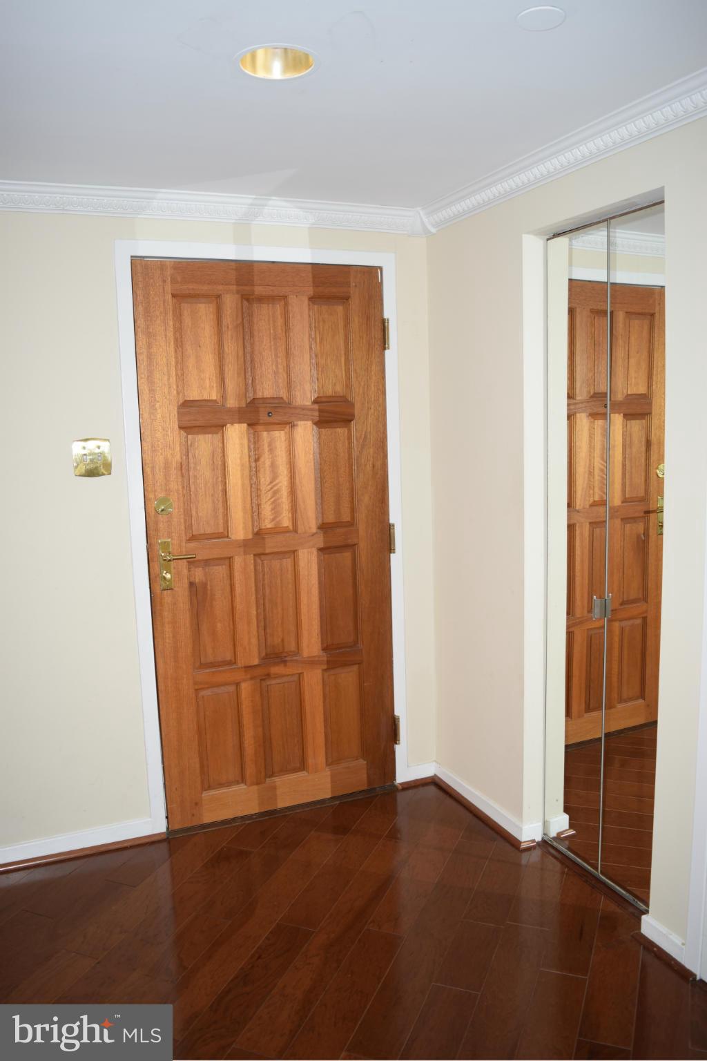 ATRIUM CONDO - Residential