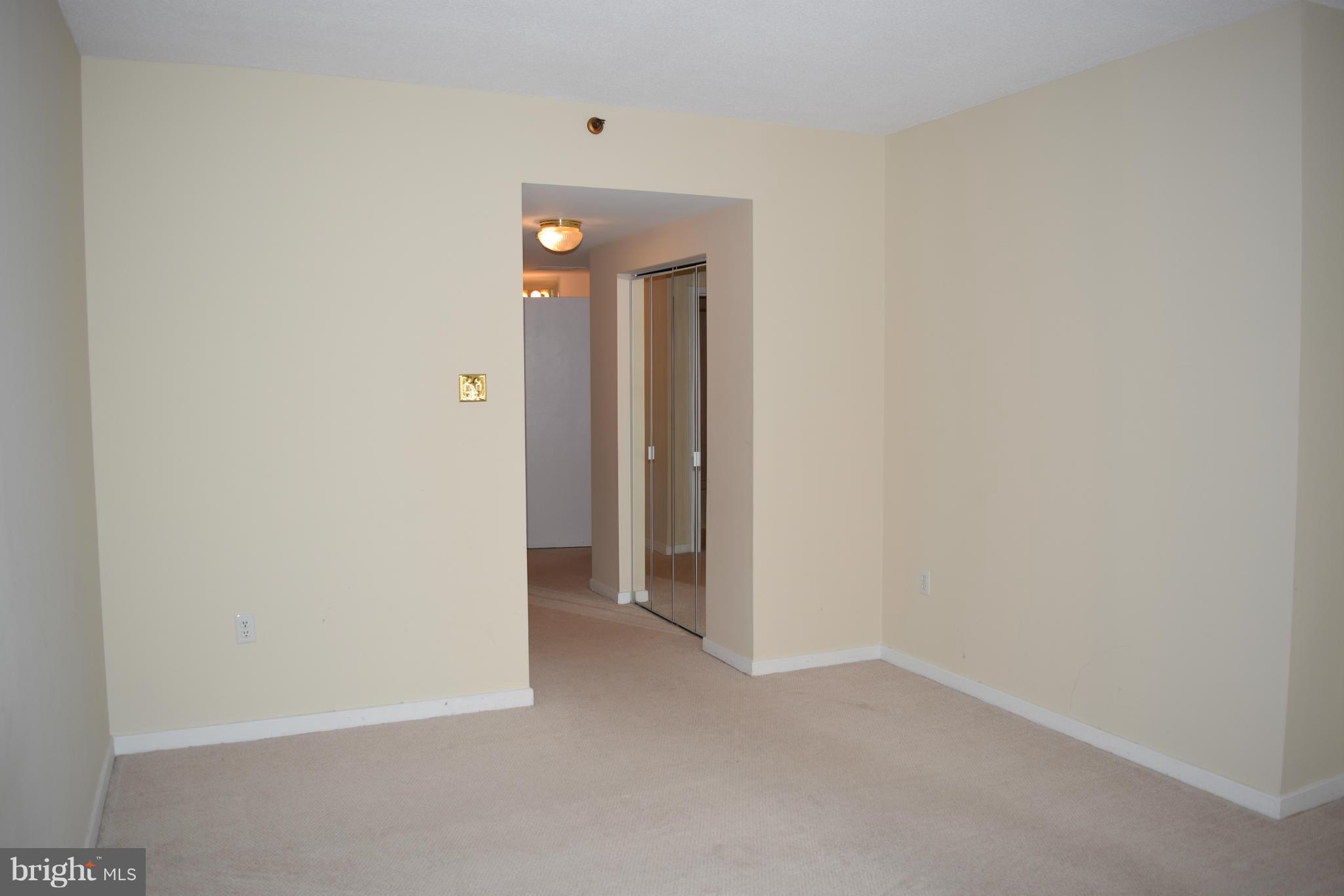 ATRIUM CONDO - Residential