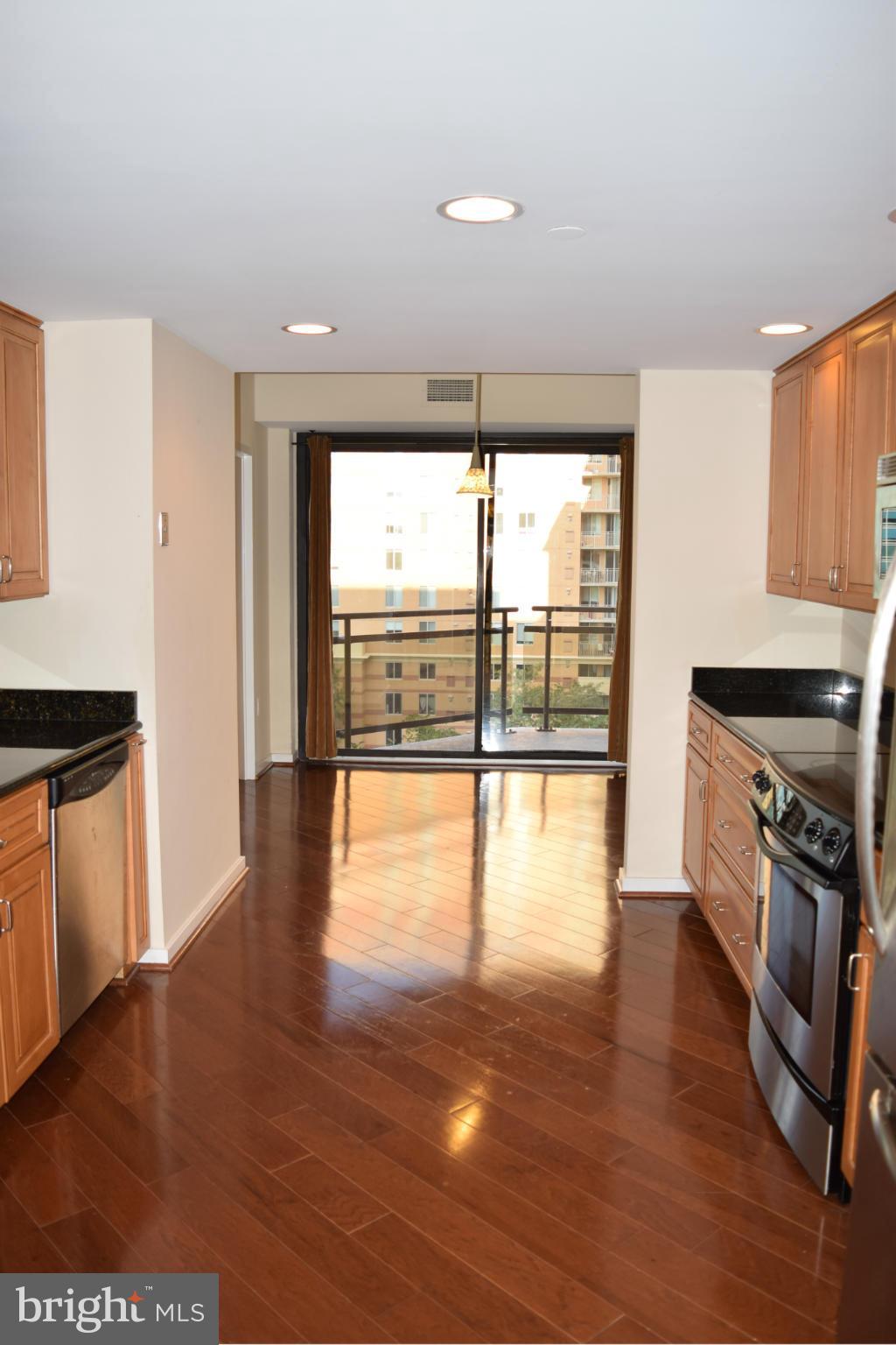 ATRIUM CONDO - Residential