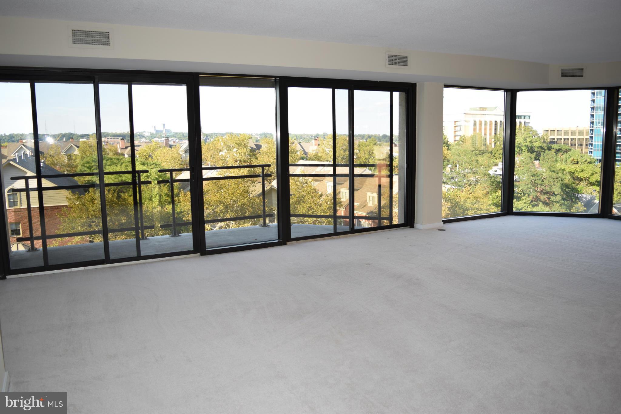 ATRIUM CONDO - Residential