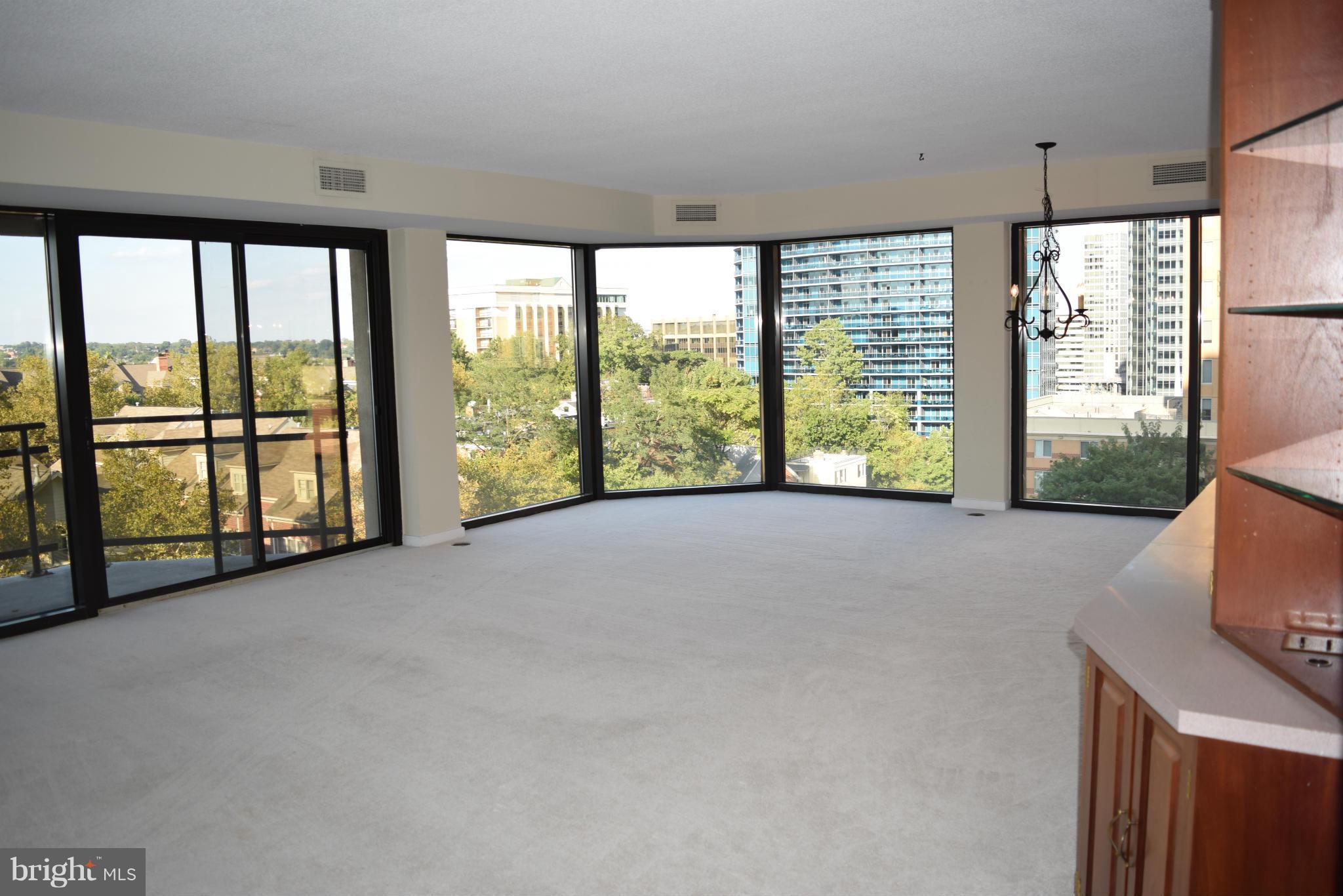 ATRIUM CONDO - Residential