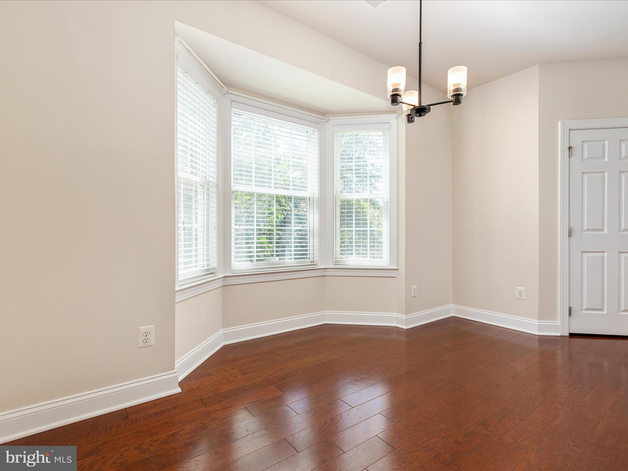 REGENCY AT DOMINION VALLEY - Residential