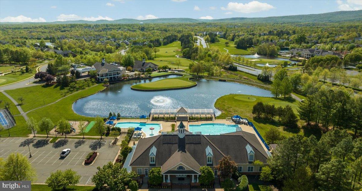 REGENCY AT DOMINION VALLEY - Residential