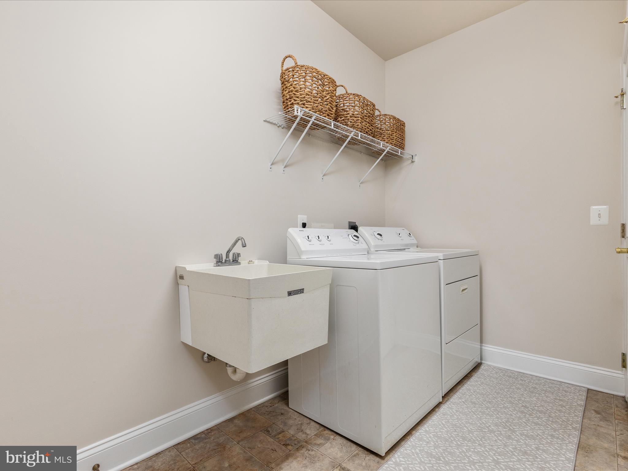 REGENCY AT DOMINION VALLEY - Residential