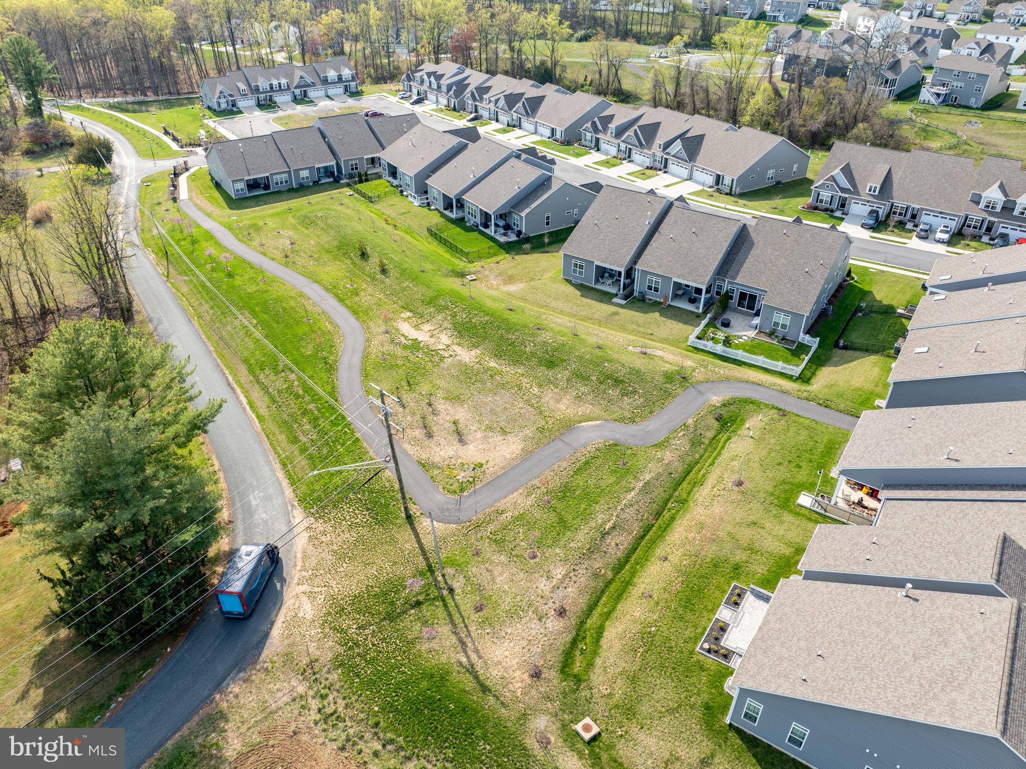 MONARCH GLEN - Residential