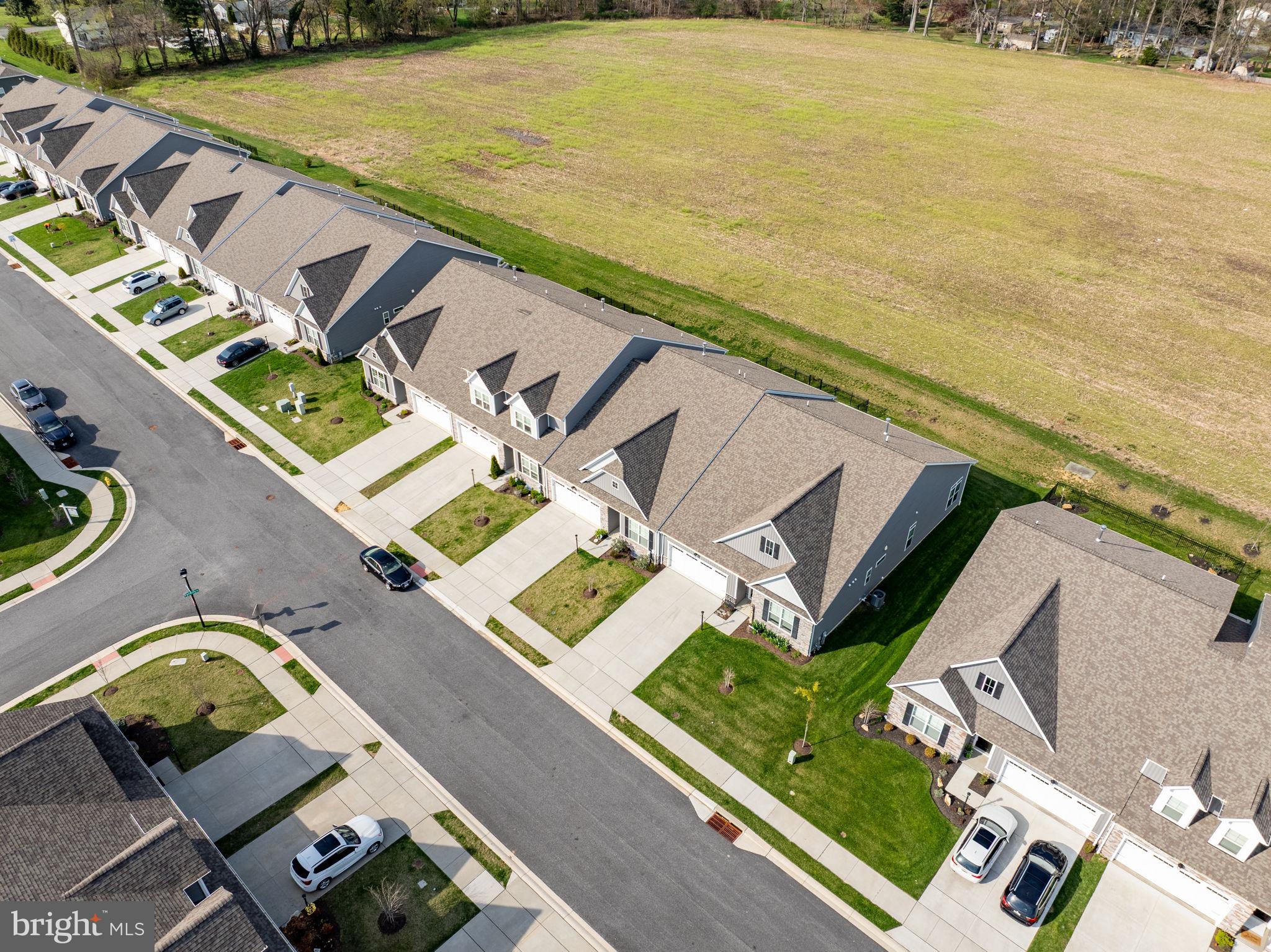 MONARCH GLEN - Residential
