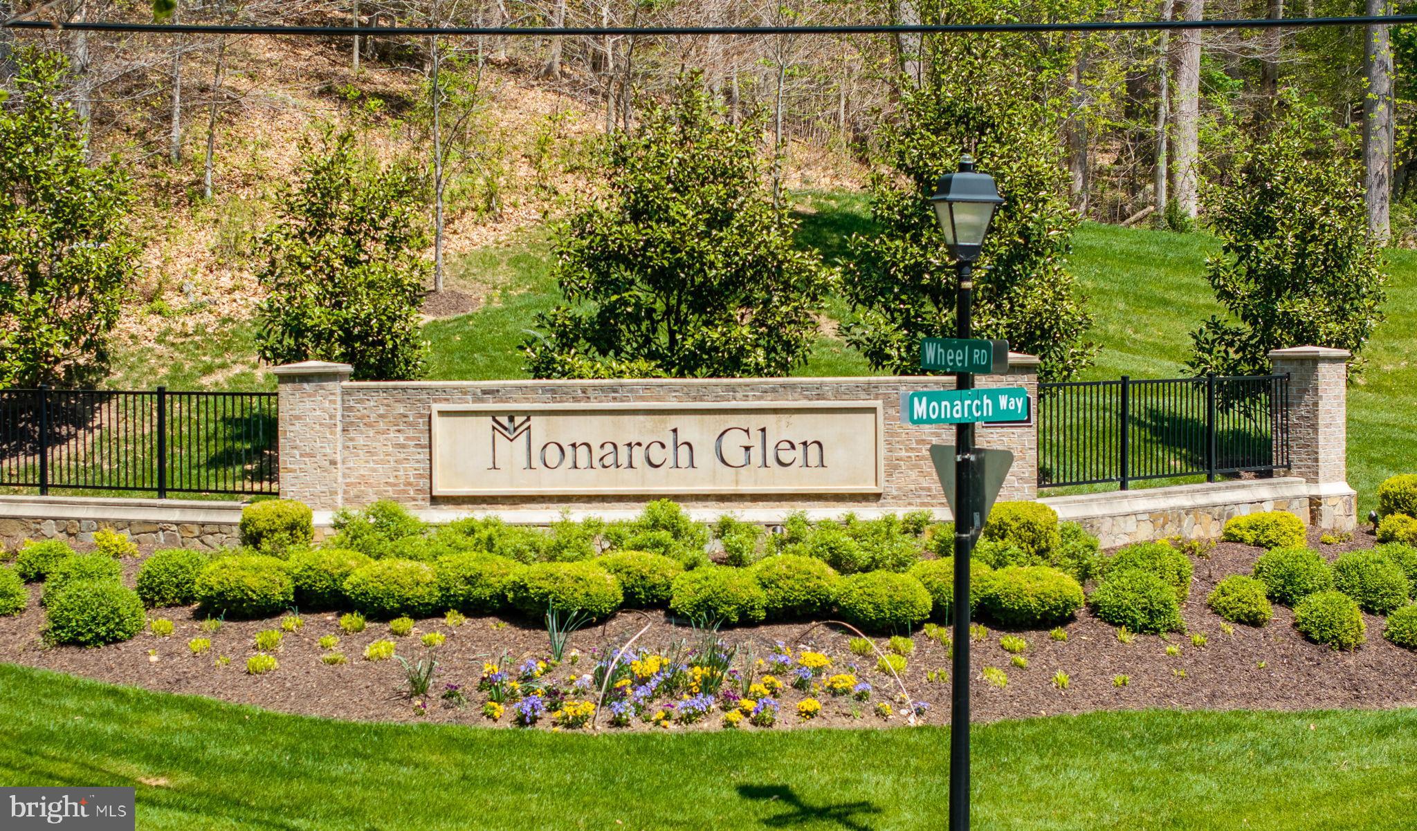 MONARCH GLEN - Residential