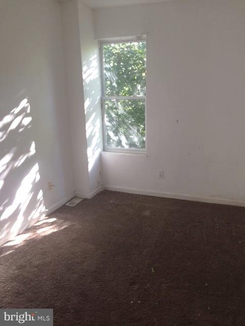 PARK CIRCLE - Residential