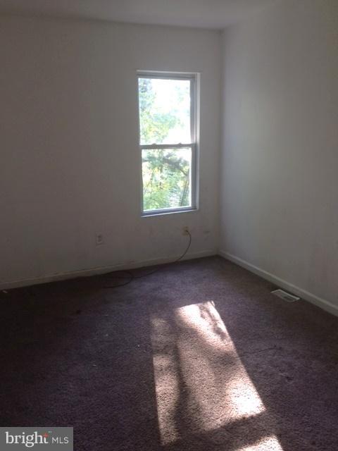 PARK CIRCLE - Residential