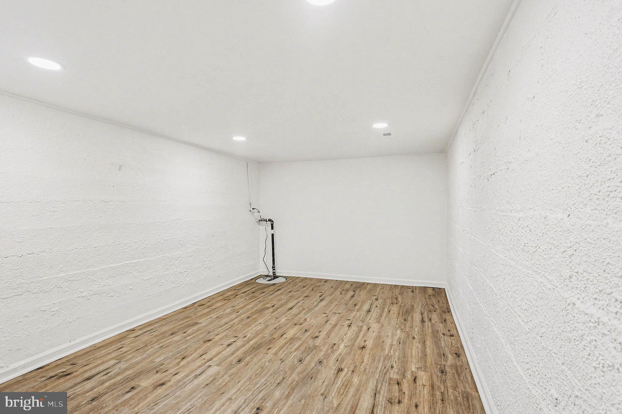 PARKVILLE - Residential