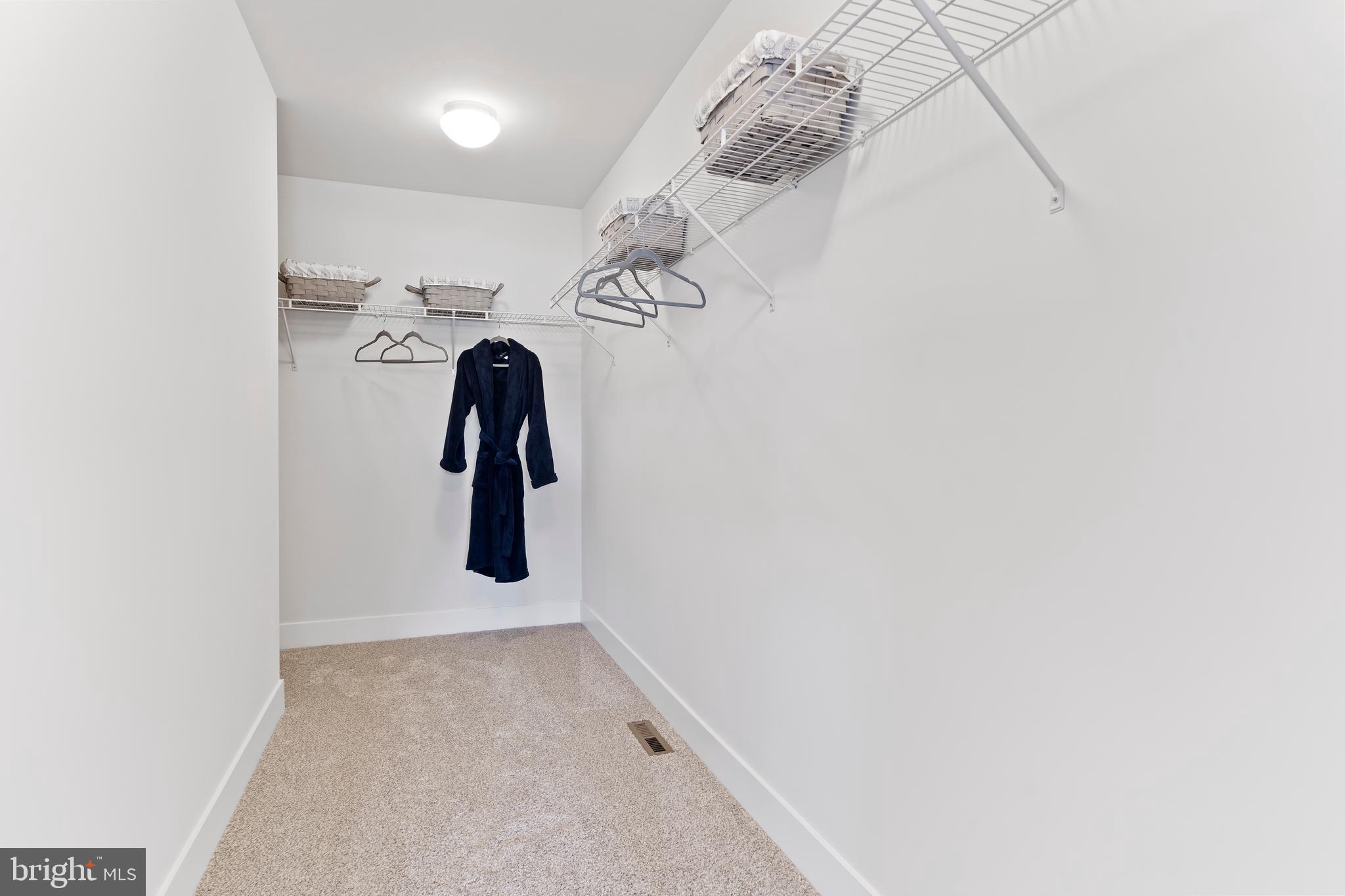 FOREVERGREEN FARMS - Residential