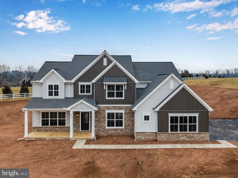 302 CEDAR STREET DILLSBURG PA 17019