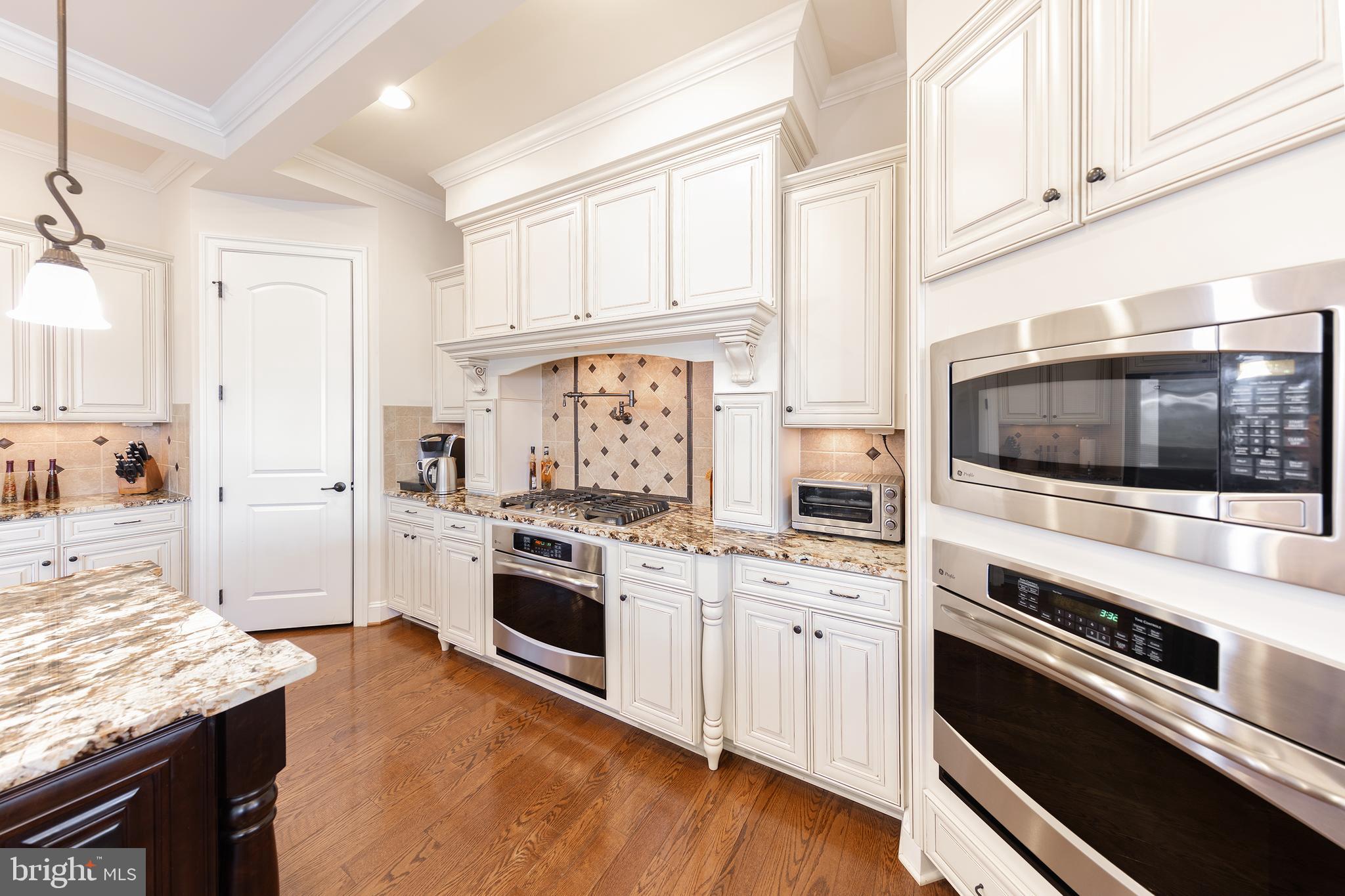 MEADOWS 2 - Residential