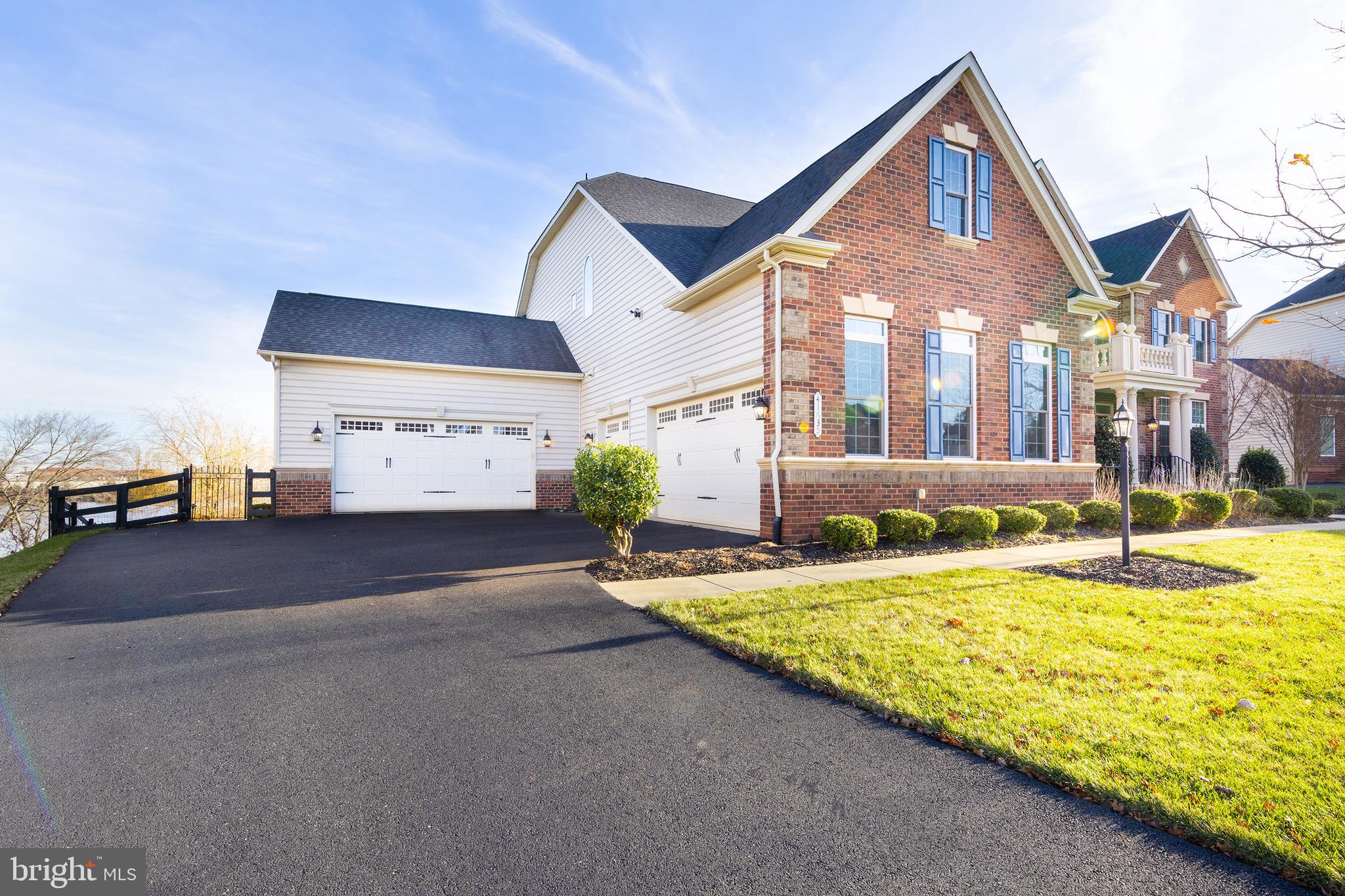 MEADOWS 2 - Residential