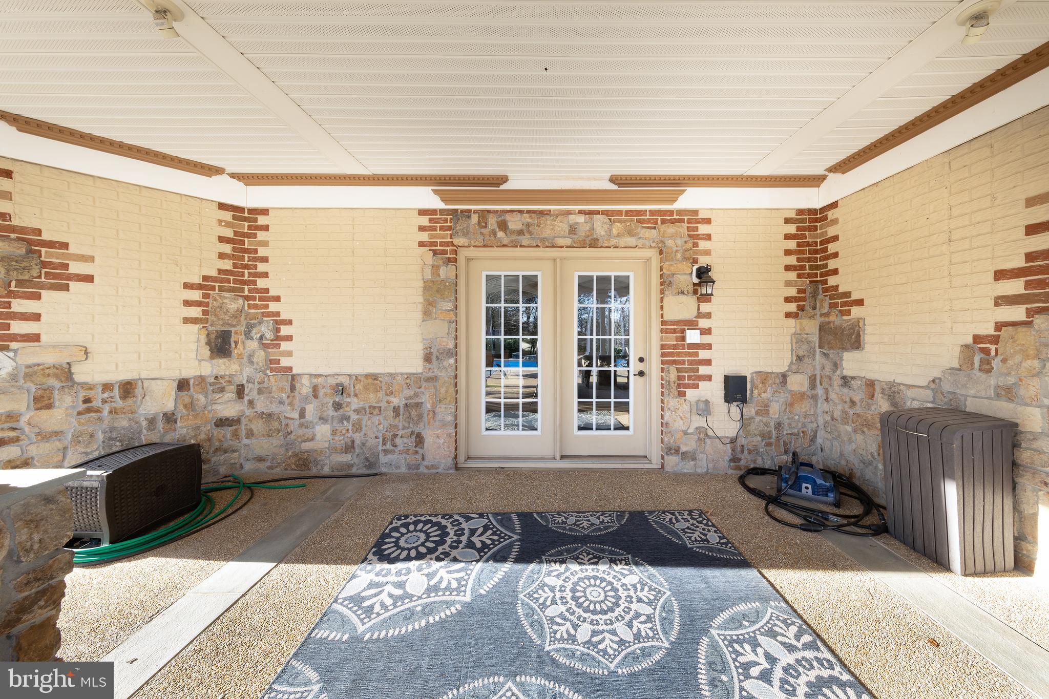 MEADOWS 2 - Residential