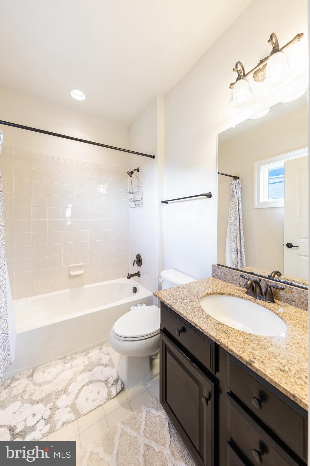 MEADOWS 2 - Residential