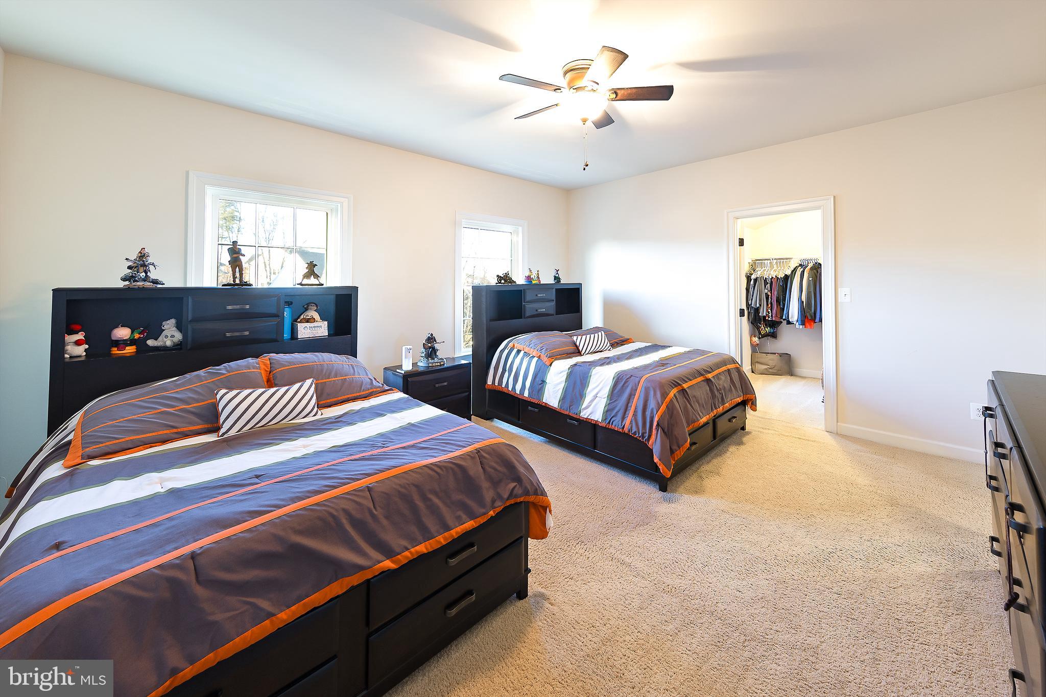 MEADOWS 2 - Residential