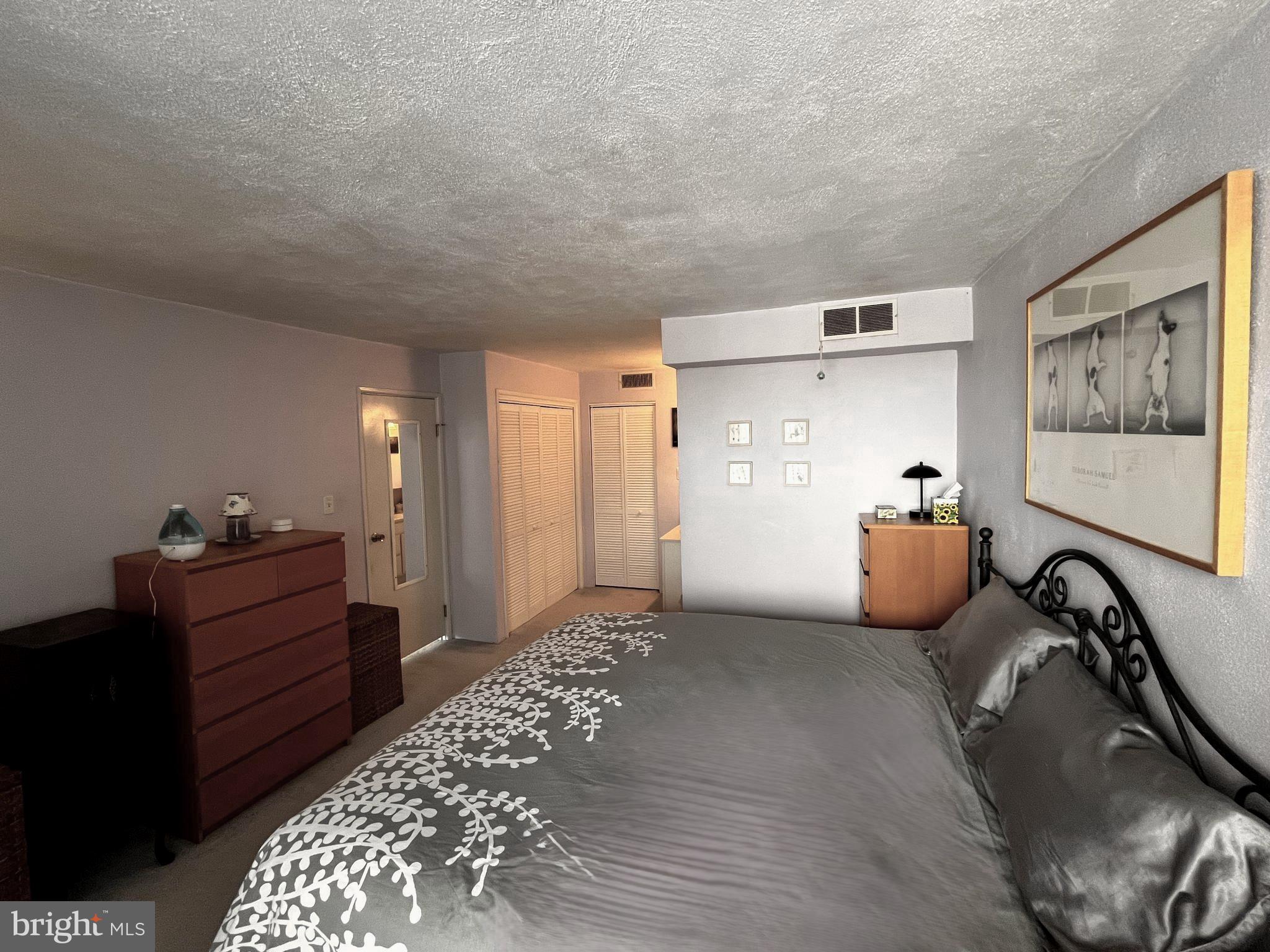 SPRING MOUNT SUMMI - Residential