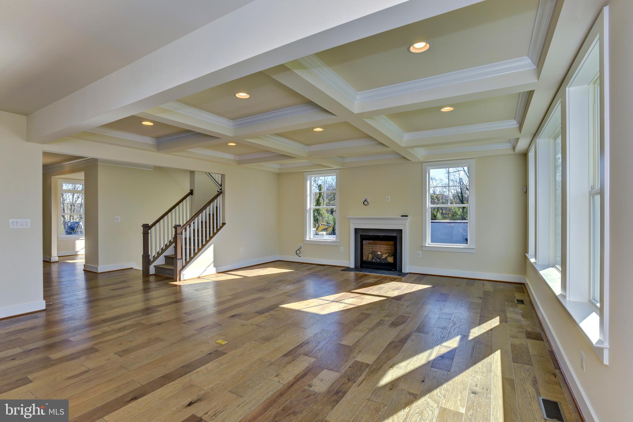 SOUTHERN OAKS - Residential