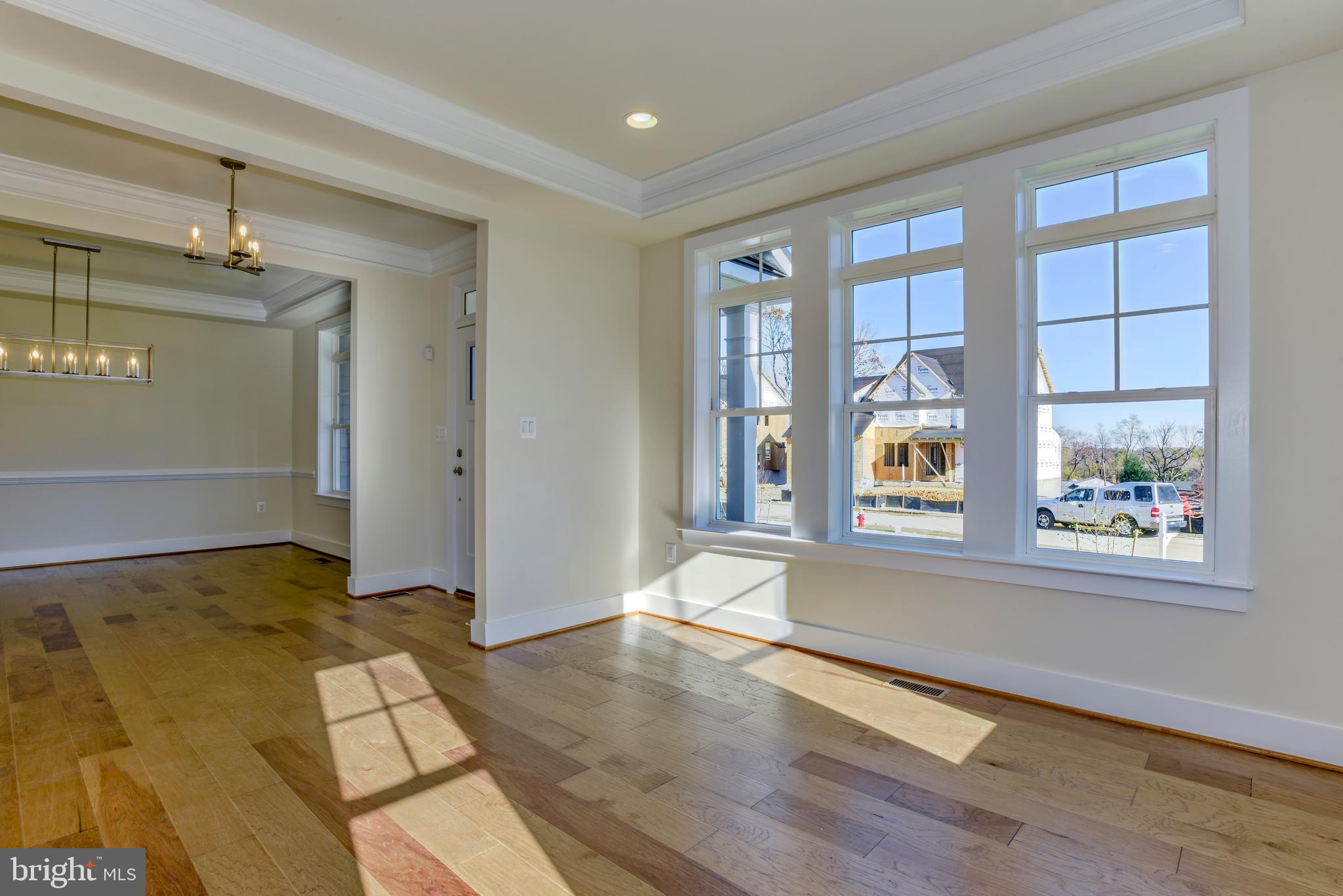 SOUTHERN OAKS - Residential