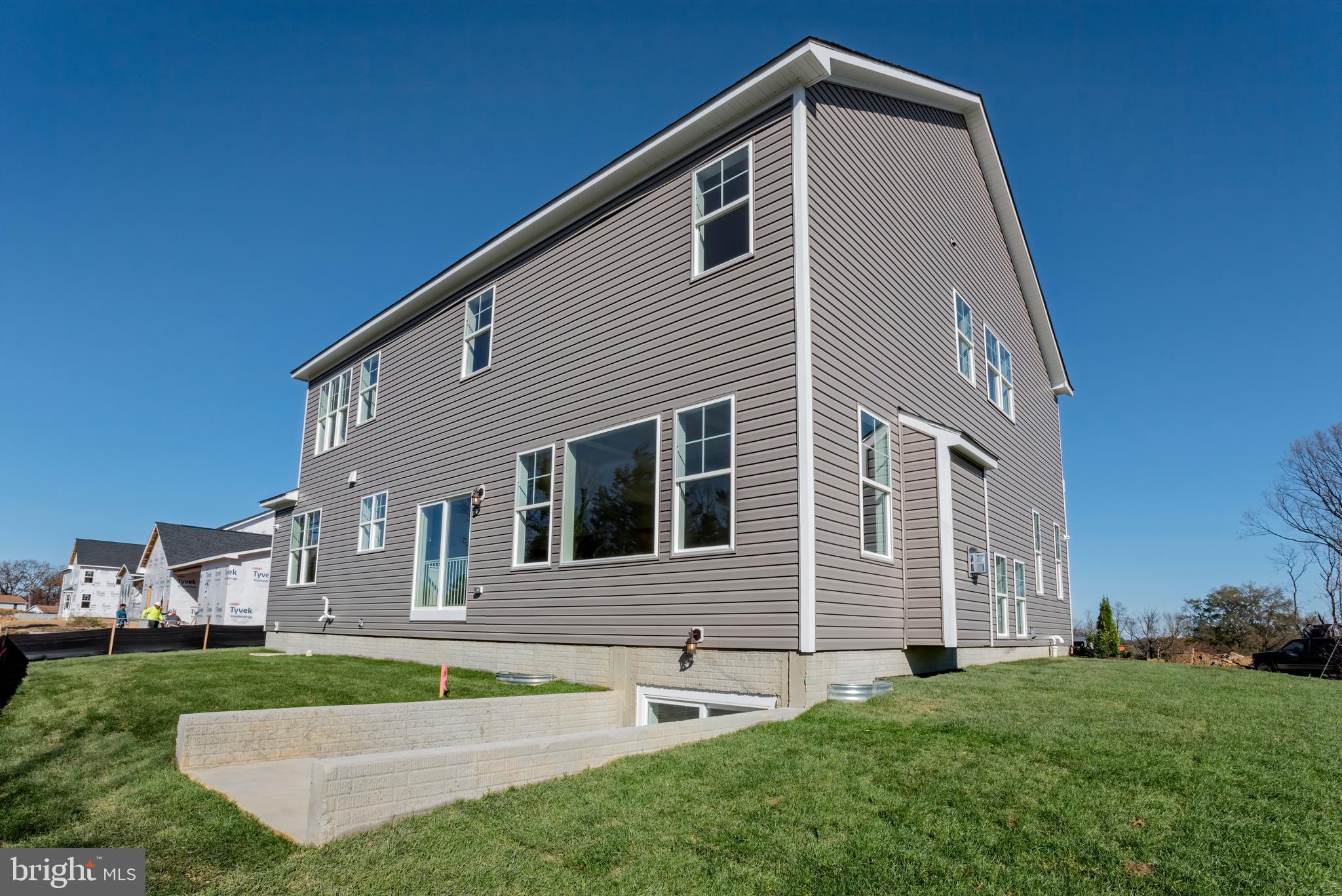 SOUTHERN OAKS - Residential