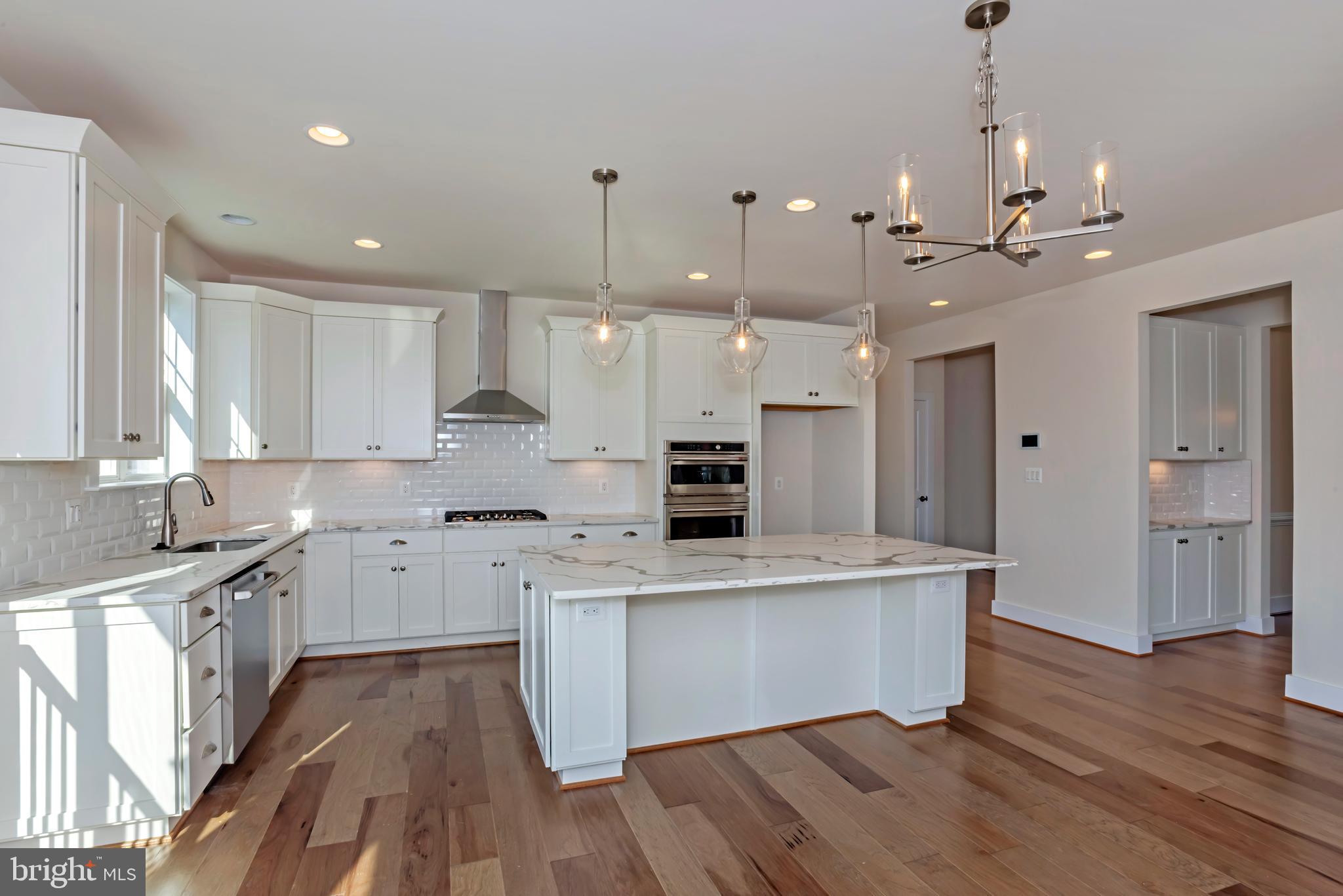 SOUTHERN OAKS - Residential