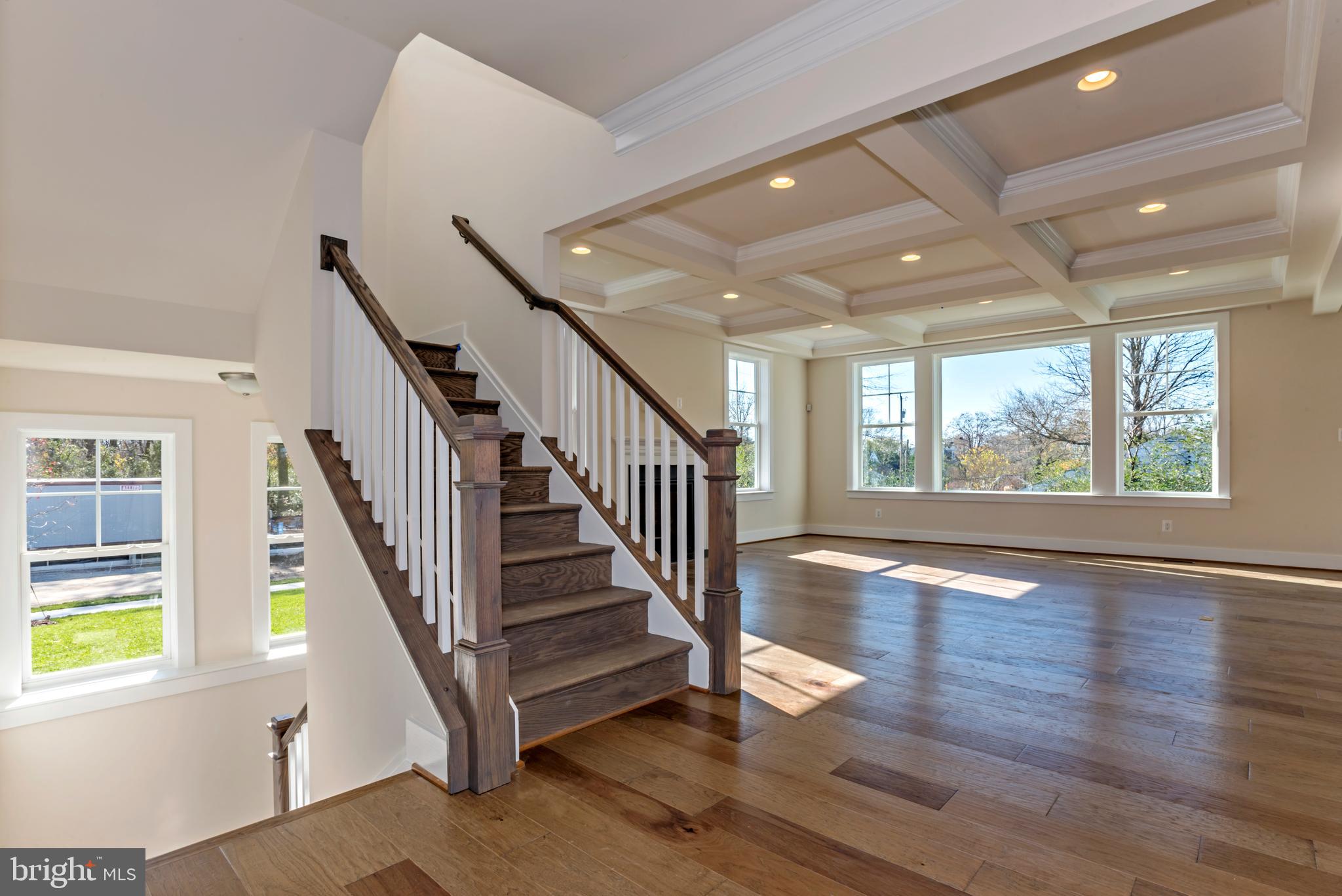 SOUTHERN OAKS - Residential