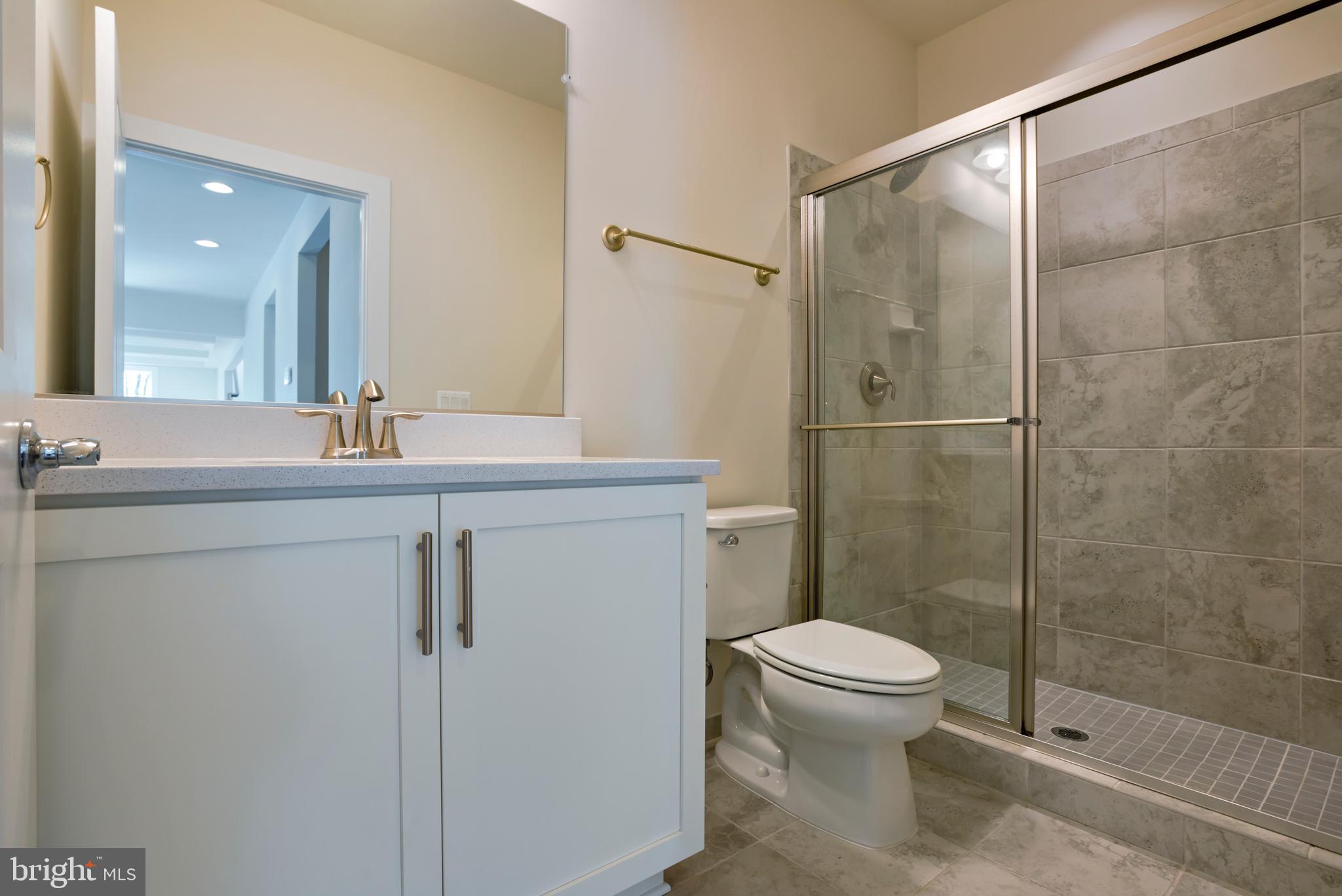 SOUTHERN OAKS - Residential