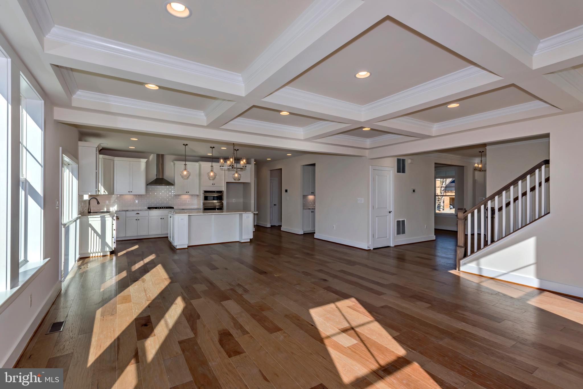 SOUTHERN OAKS - Residential