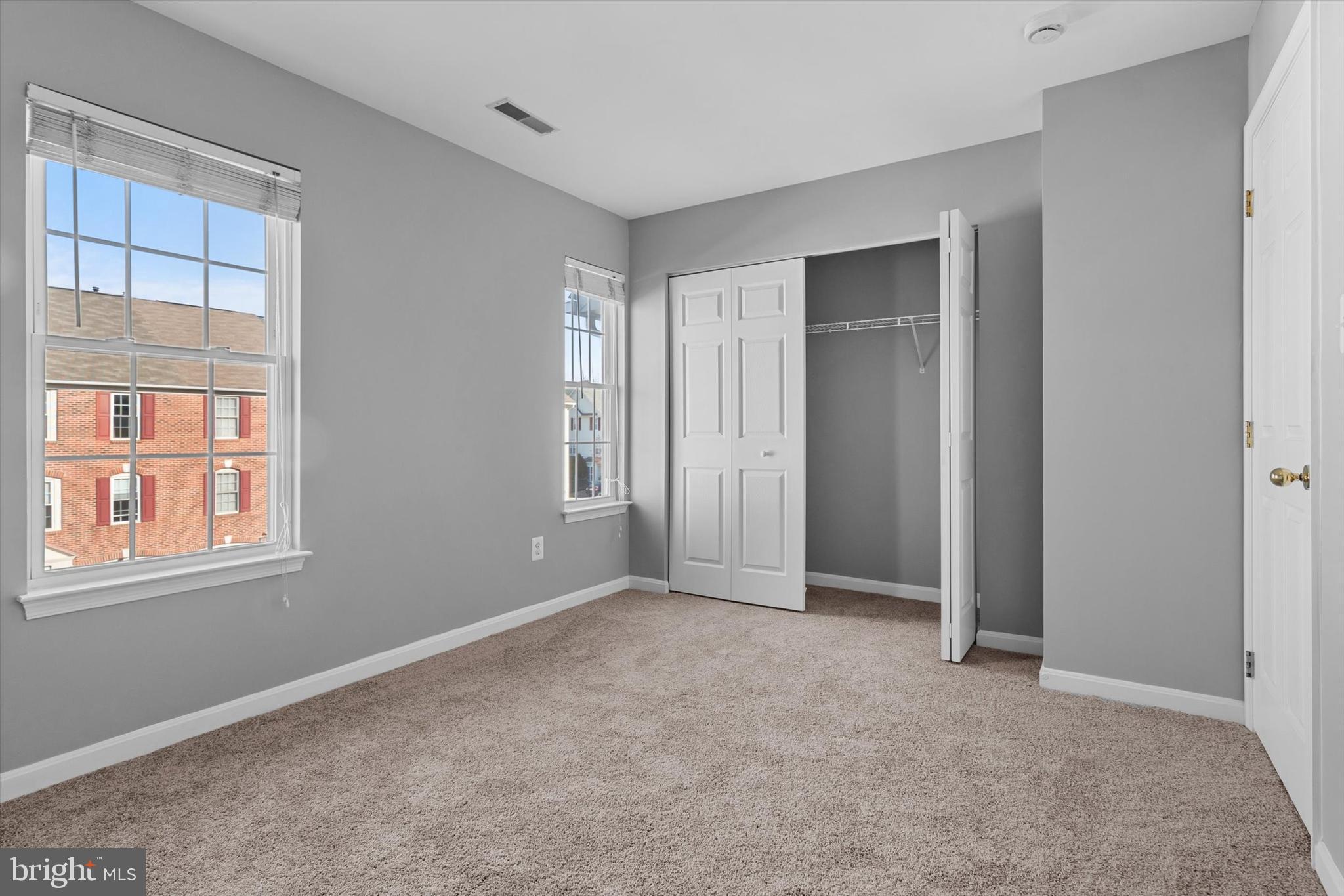 TRAILSIDE - Residential Lease