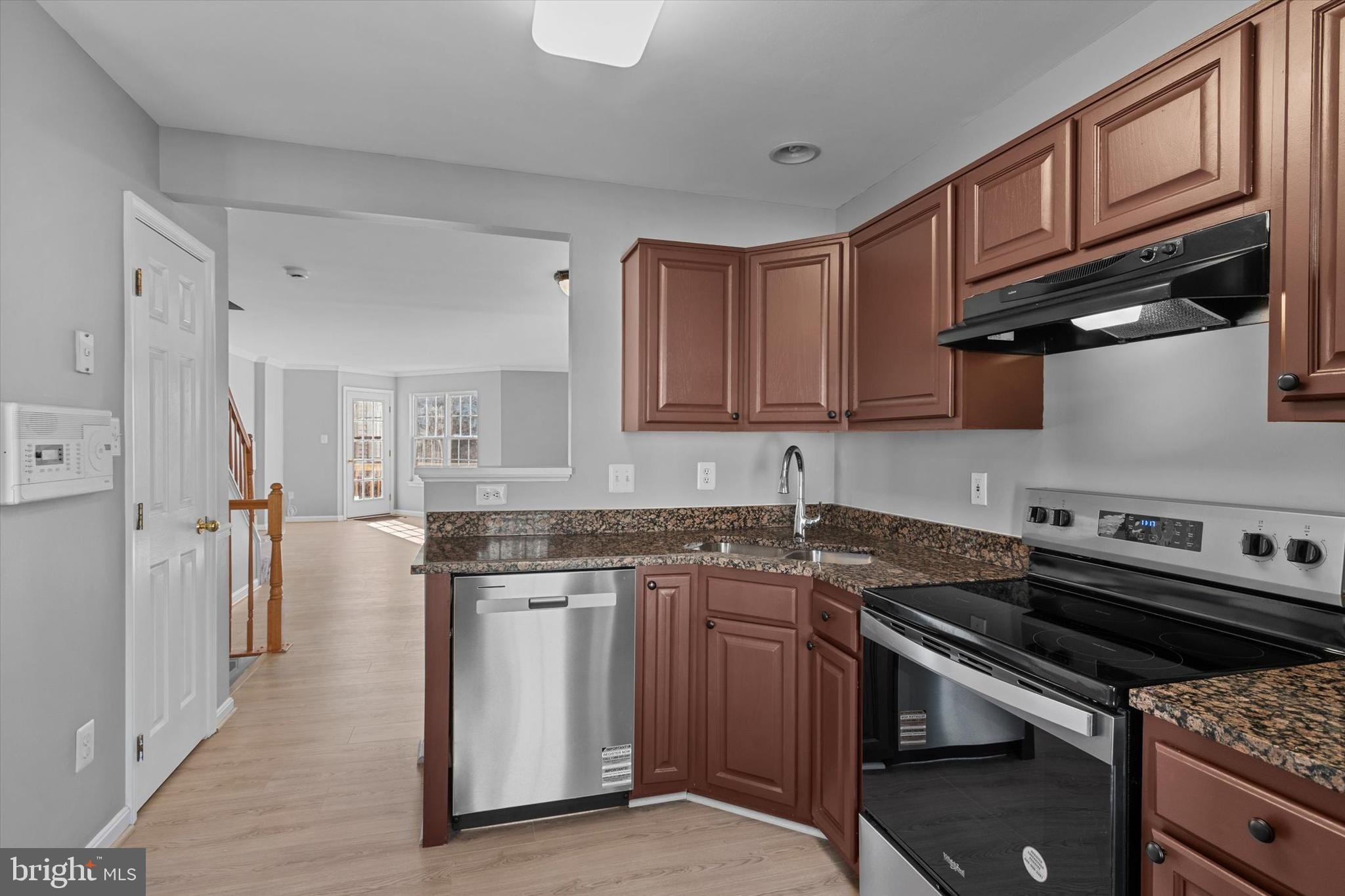 TRAILSIDE - Residential Lease