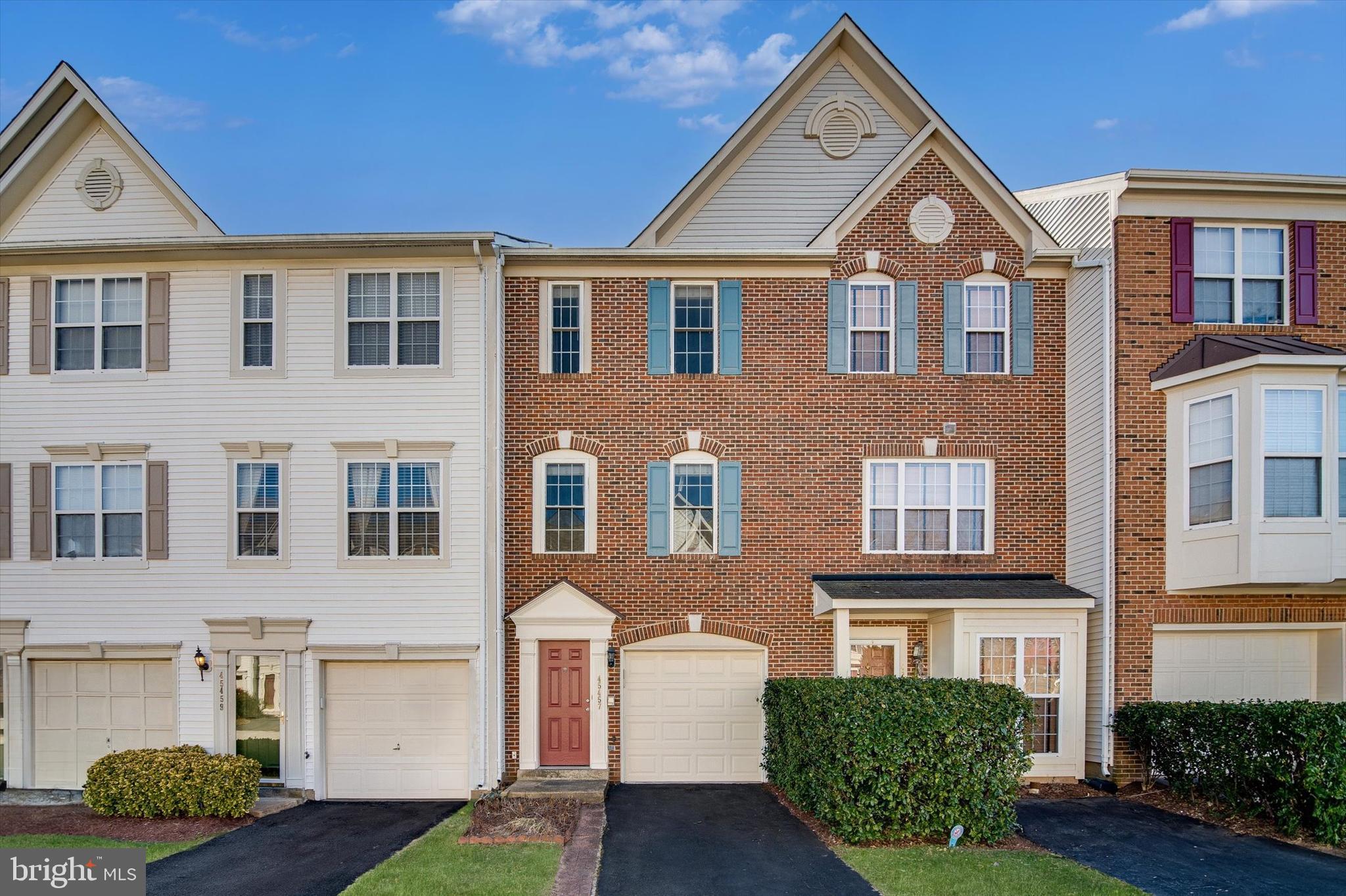 TRAILSIDE - Residential Lease