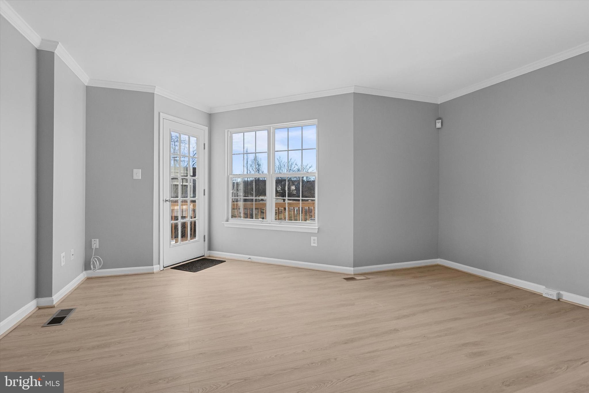 TRAILSIDE - Residential Lease