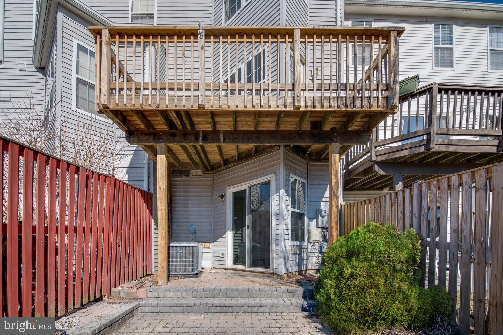 TRAILSIDE - Residential Lease