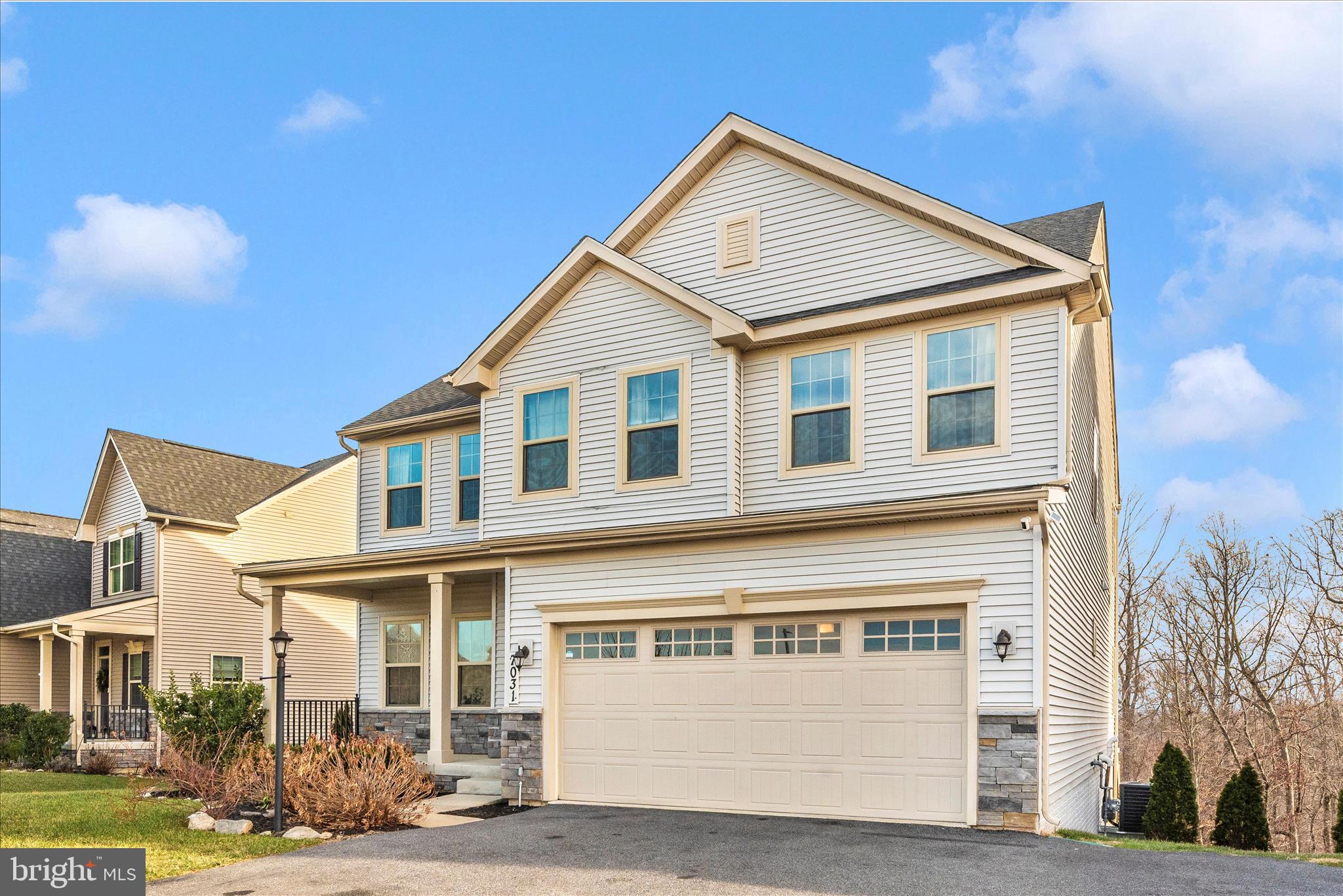 LAKE LINGANORE EAGLEHEAD - Residential