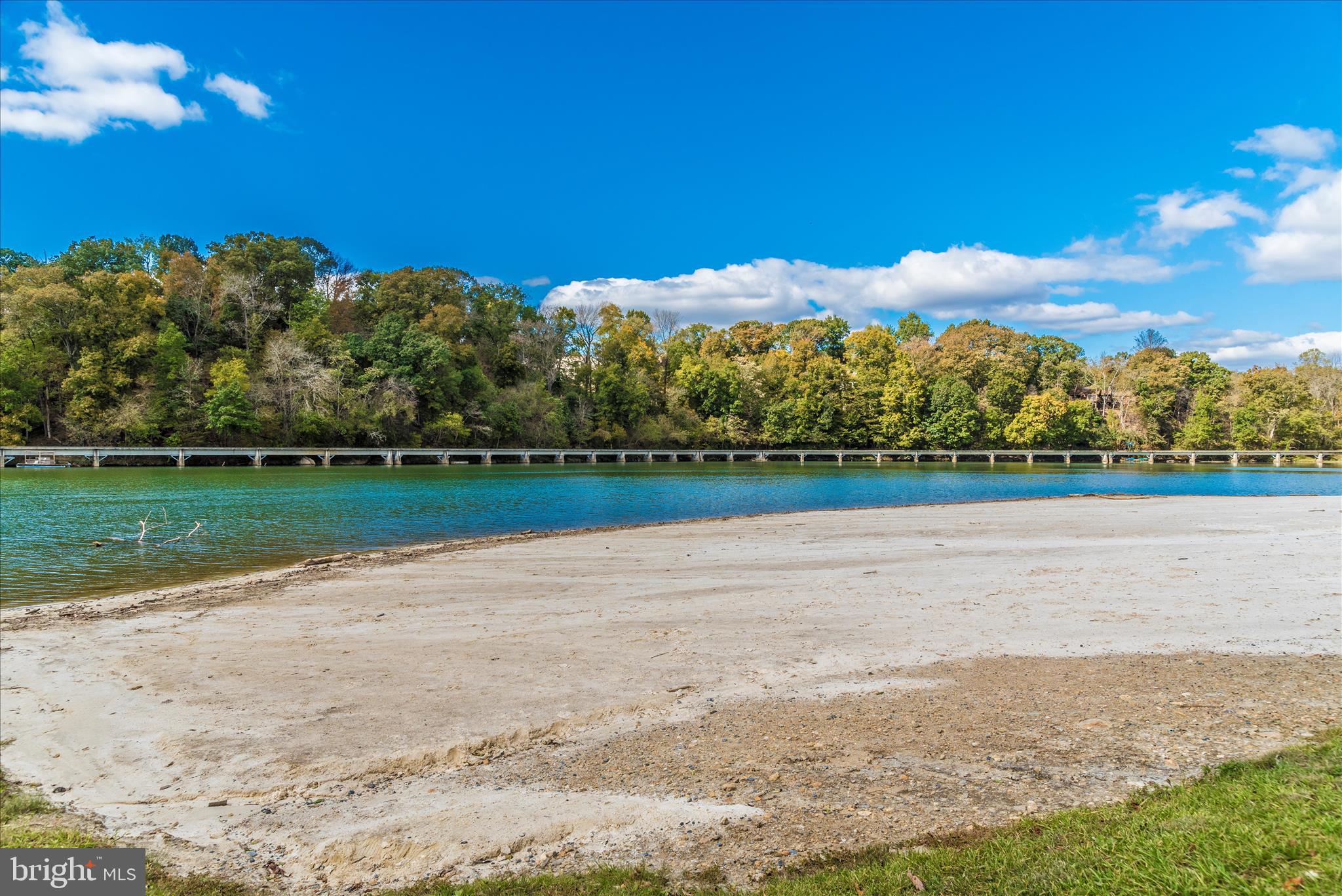 LAKE LINGANORE EAGLEHEAD - Residential