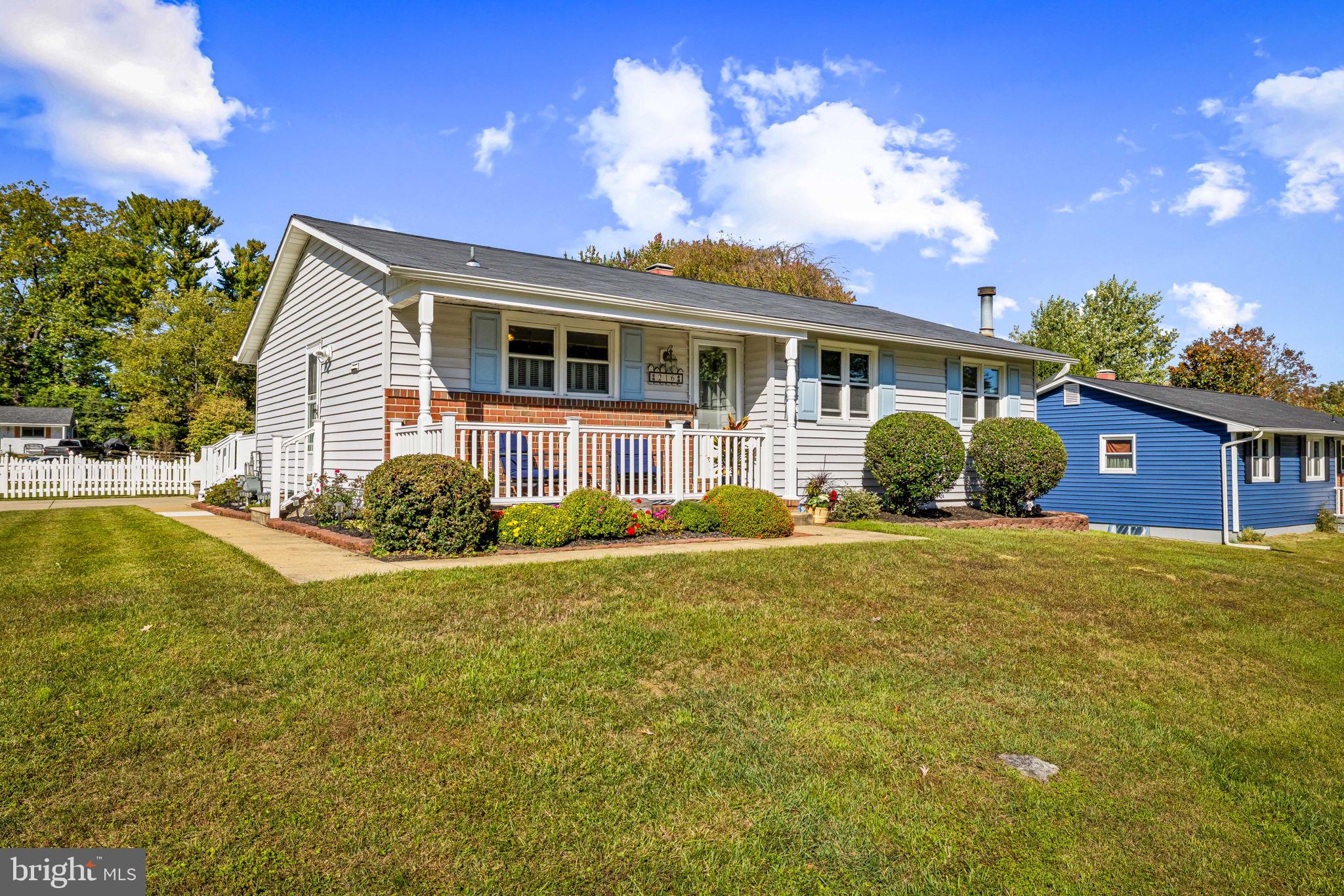 216 MYSTICWOOD ROAD