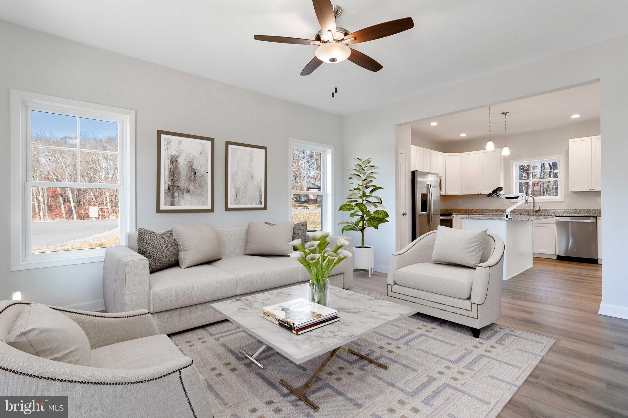 MIDDLE CREEK VISTAS - Residential