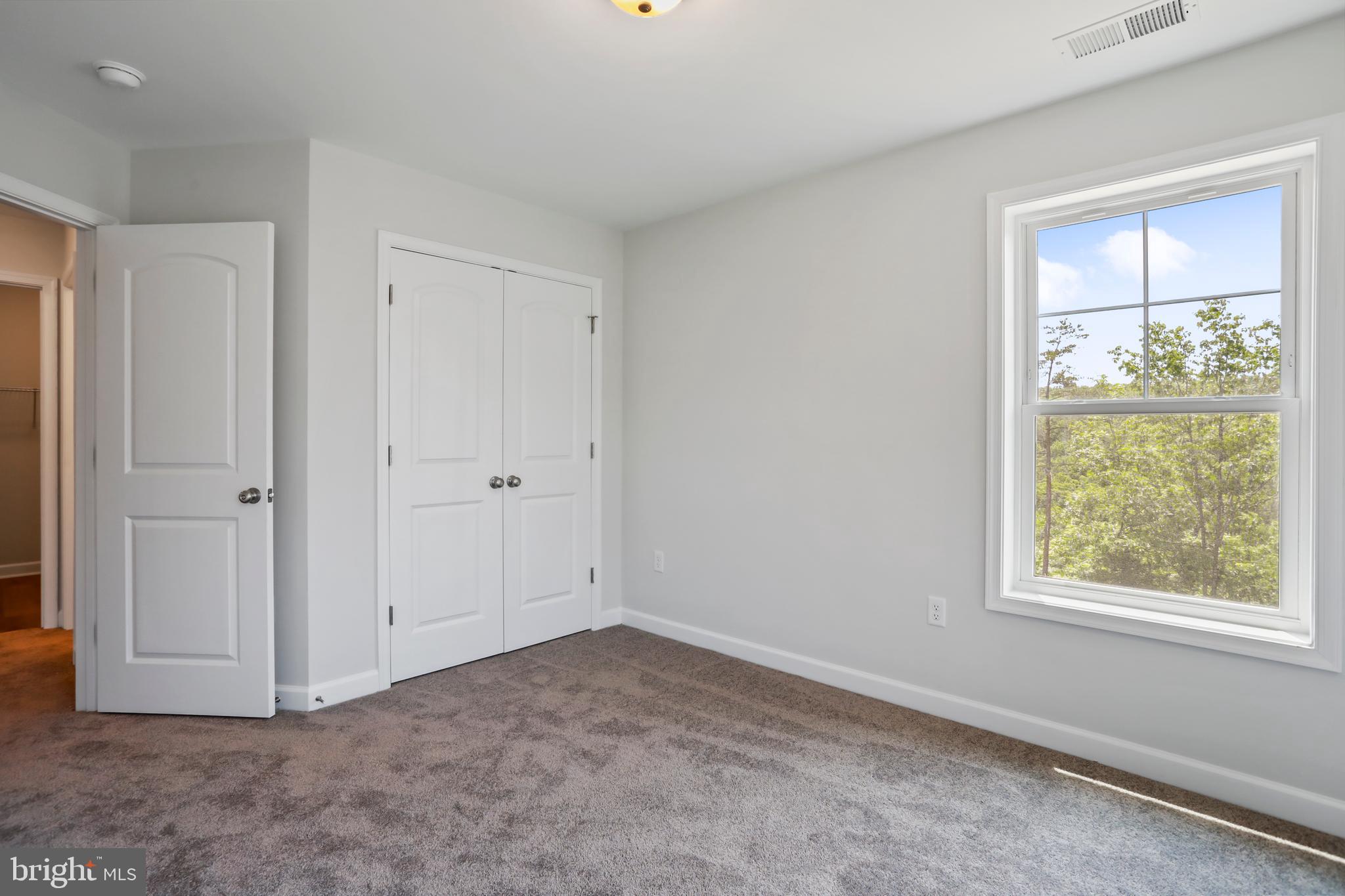 MIDDLE CREEK VISTAS - Residential